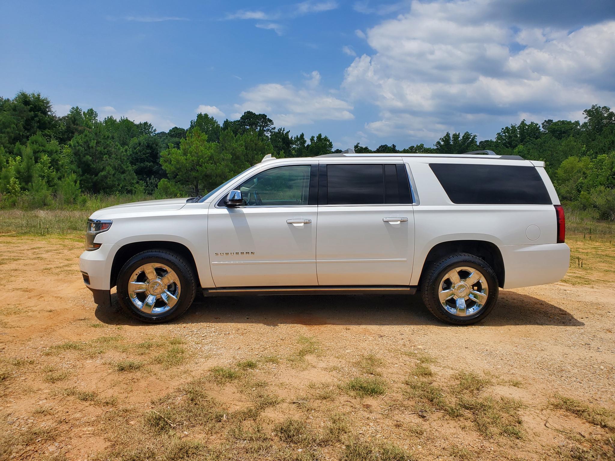 Chevrolet Suburban  2017