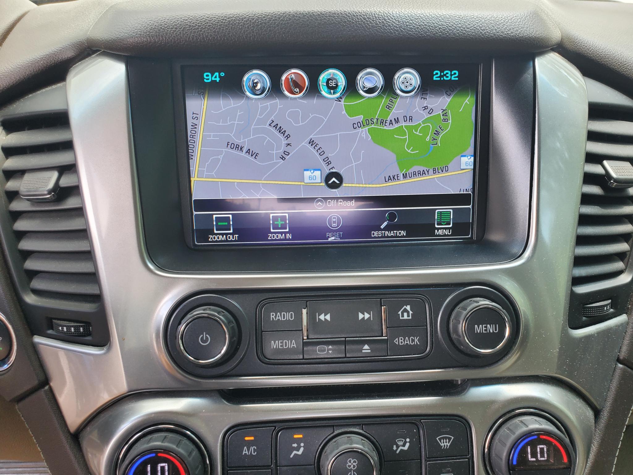 Chevrolet Suburban  2017