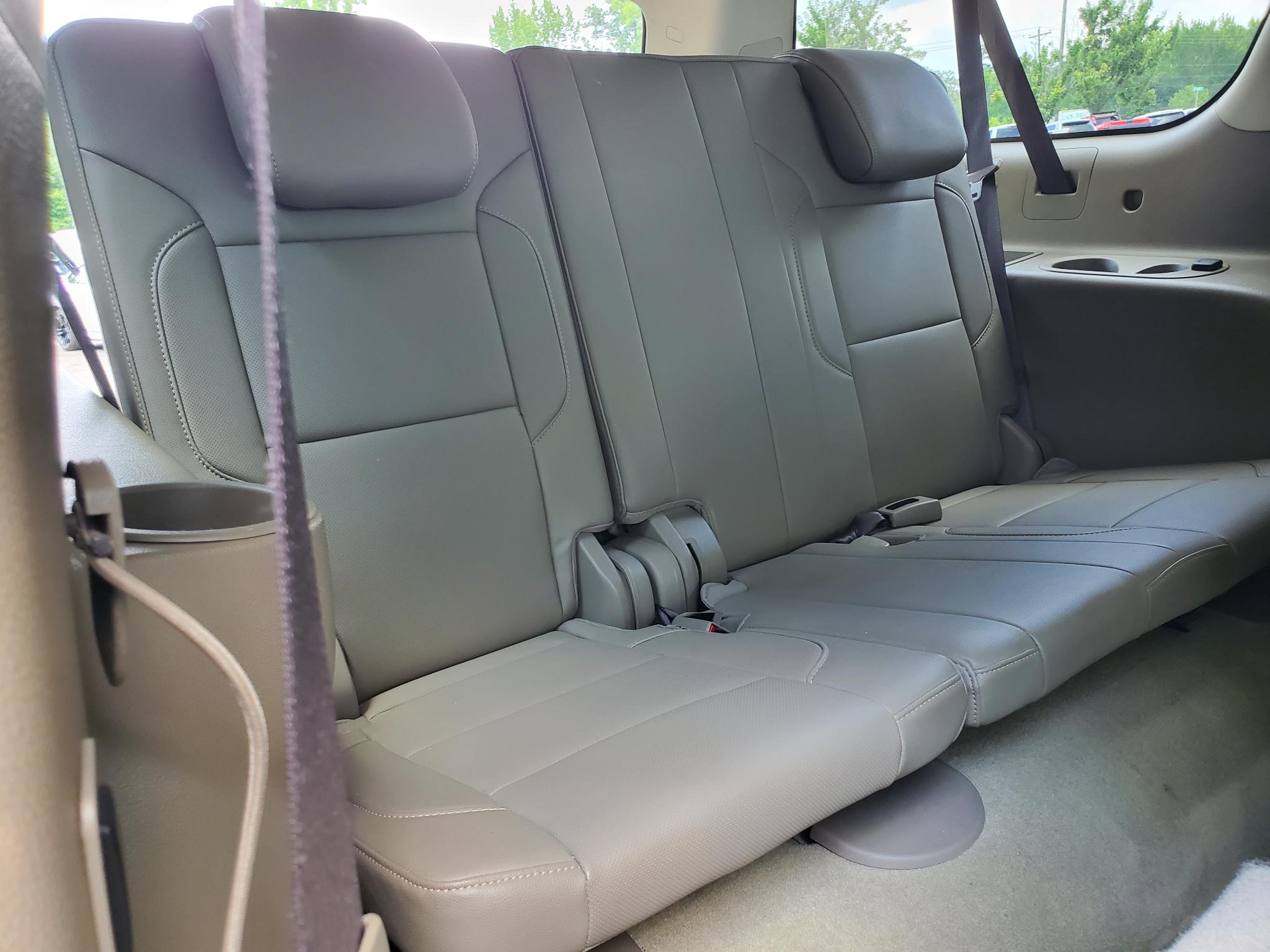 Chevrolet Suburban  2017