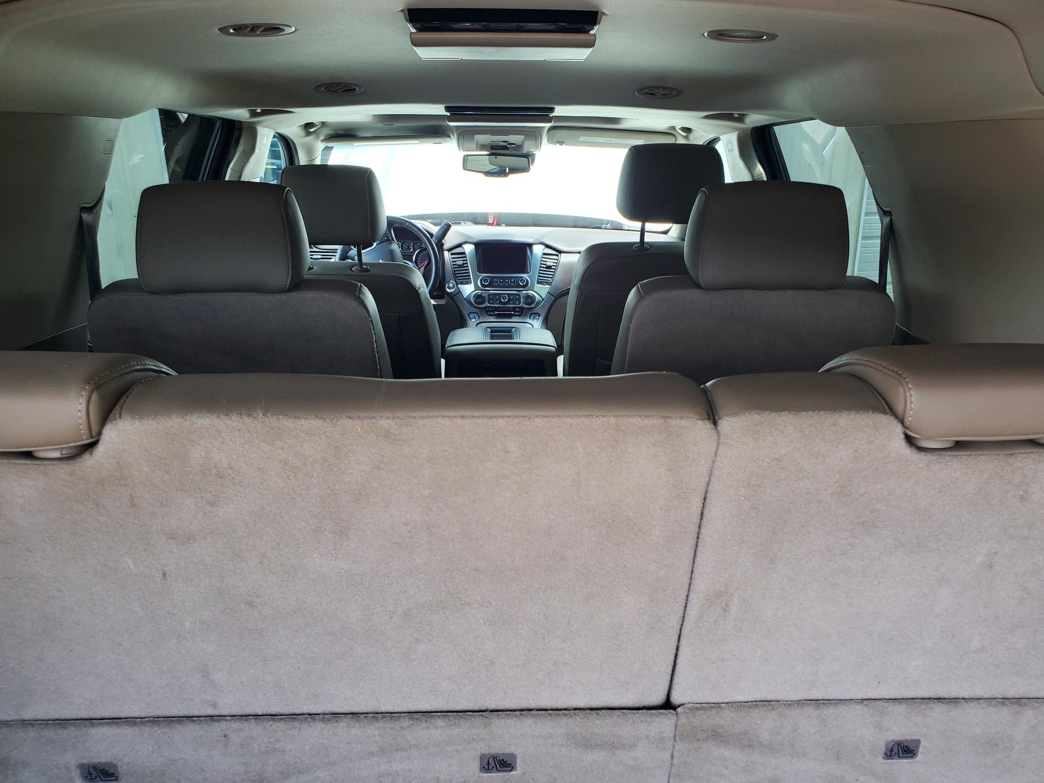 Chevrolet Suburban  2017