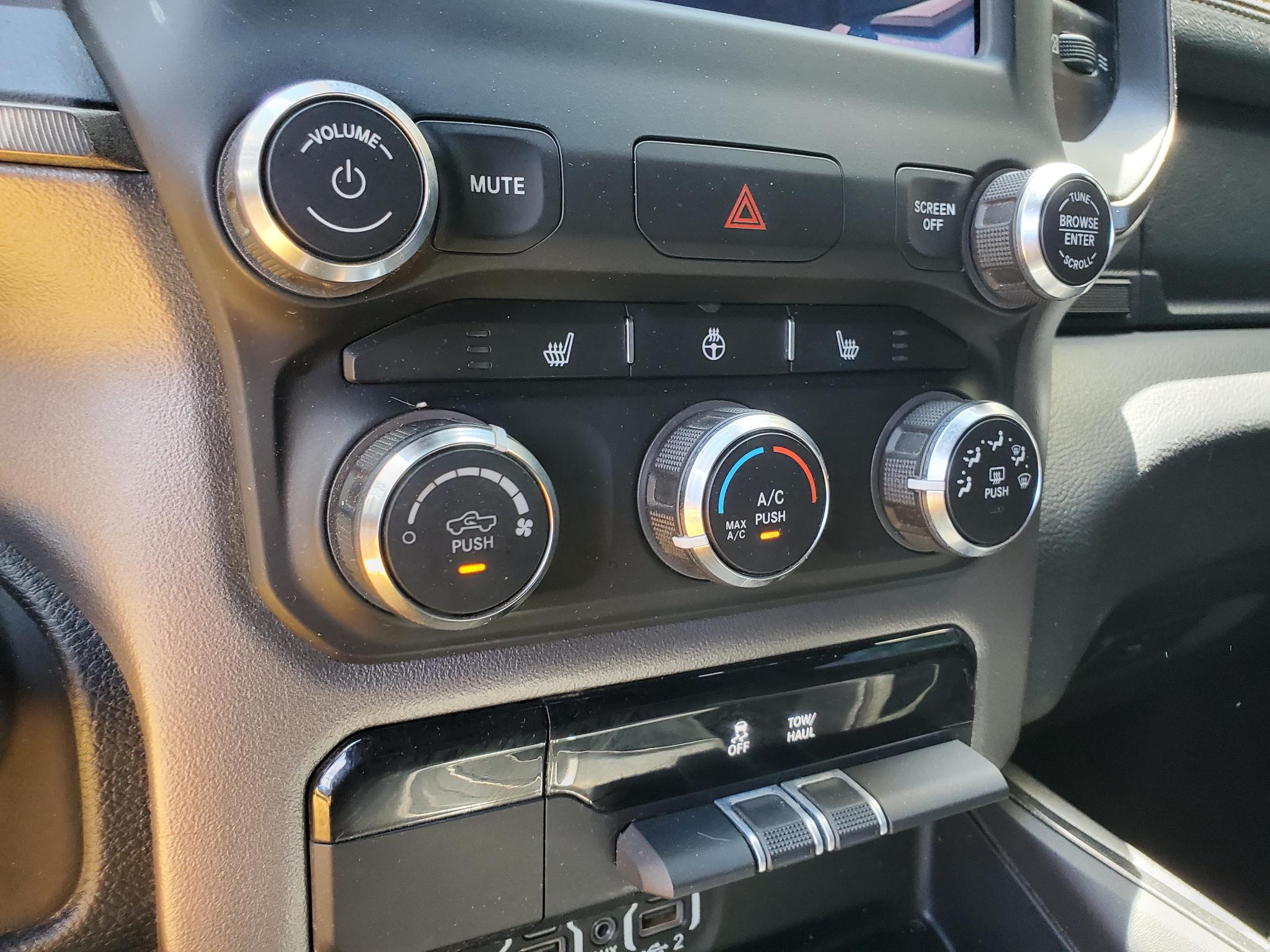 RAM 1500 Rebel 4x4 Crew Cab 5'7" Box 2020