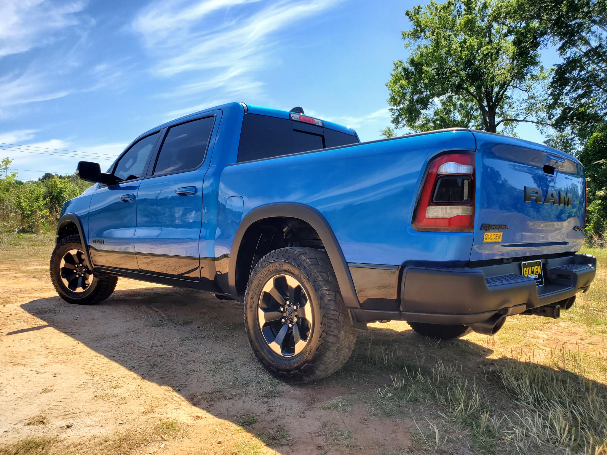 RAM 1500 Rebel 4x4 Crew Cab 5'7" Box 2020