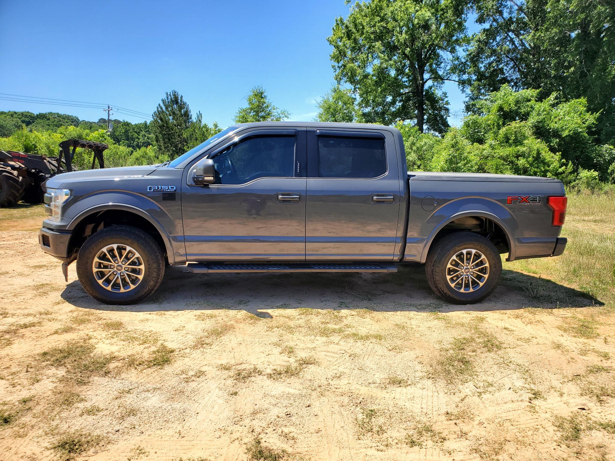 Ford F-150 Lariat 4WD SuperCrew 5.5' Box 2018