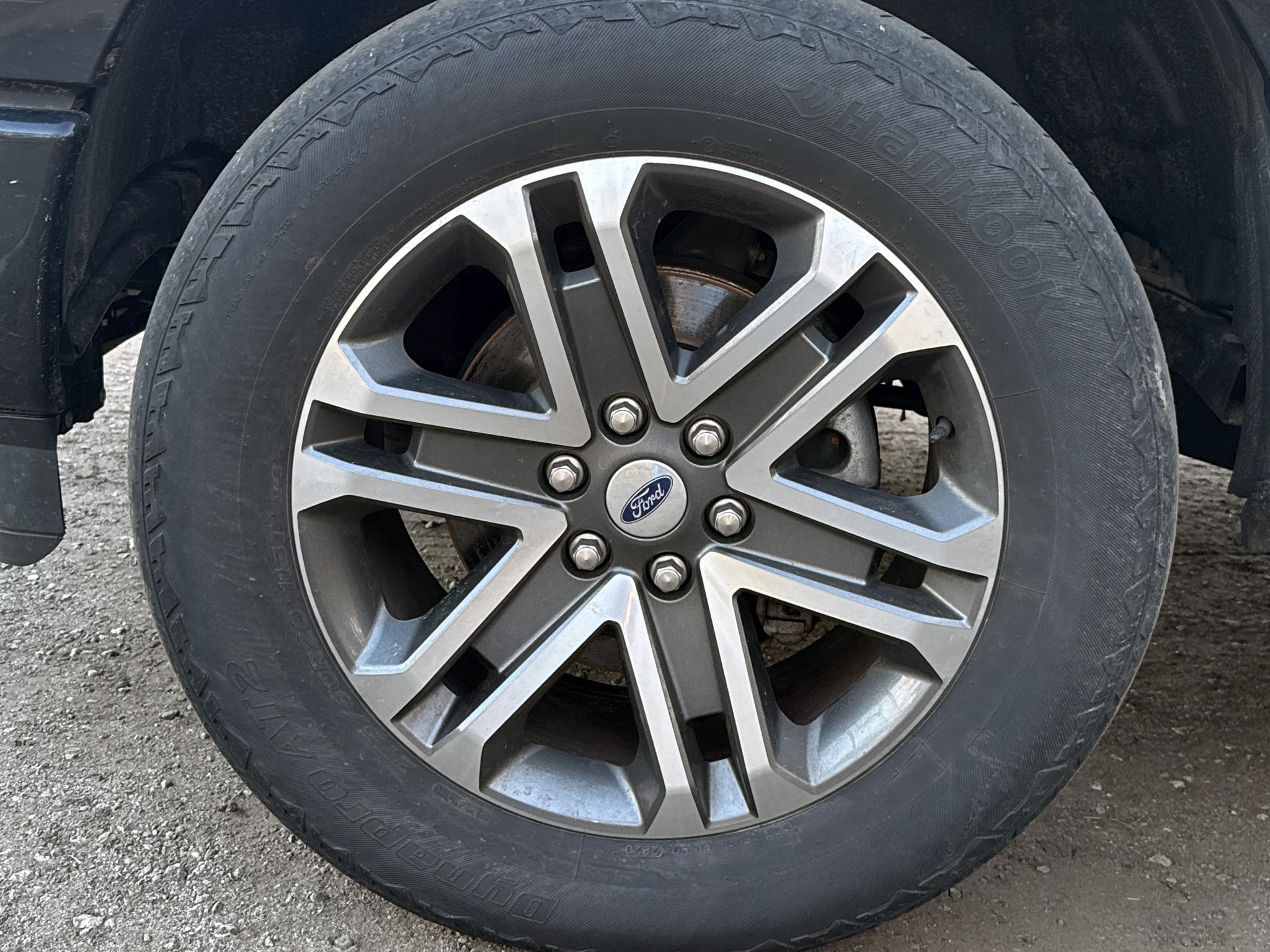 Ford F-150 XL 4WD SuperCrew 5.5' Box 2021