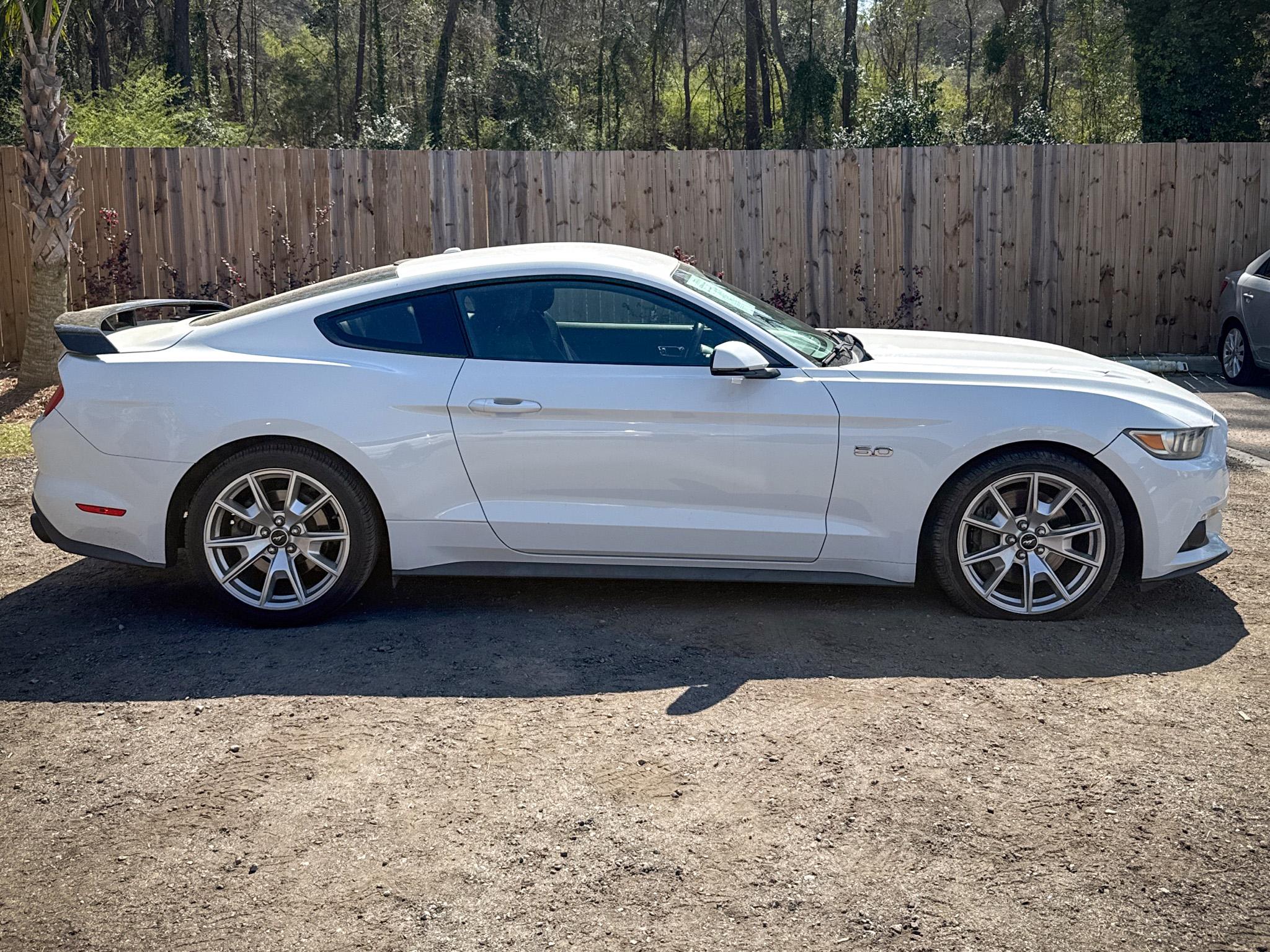 Ford Mustang  2015