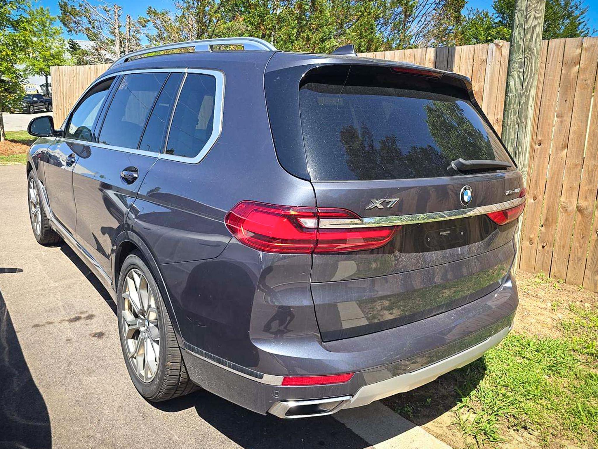 BMW X7  2020
