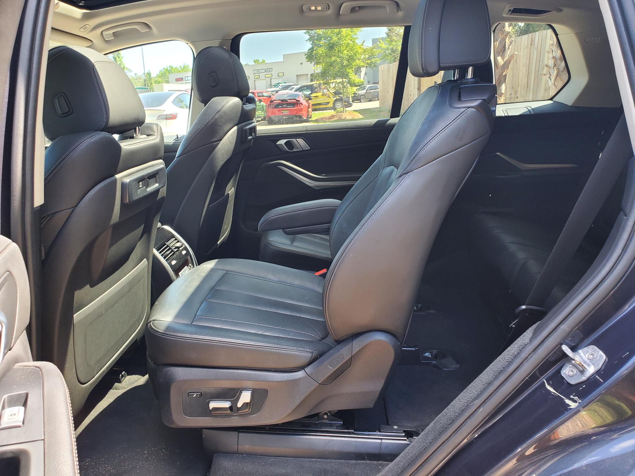 BMW X7  2020