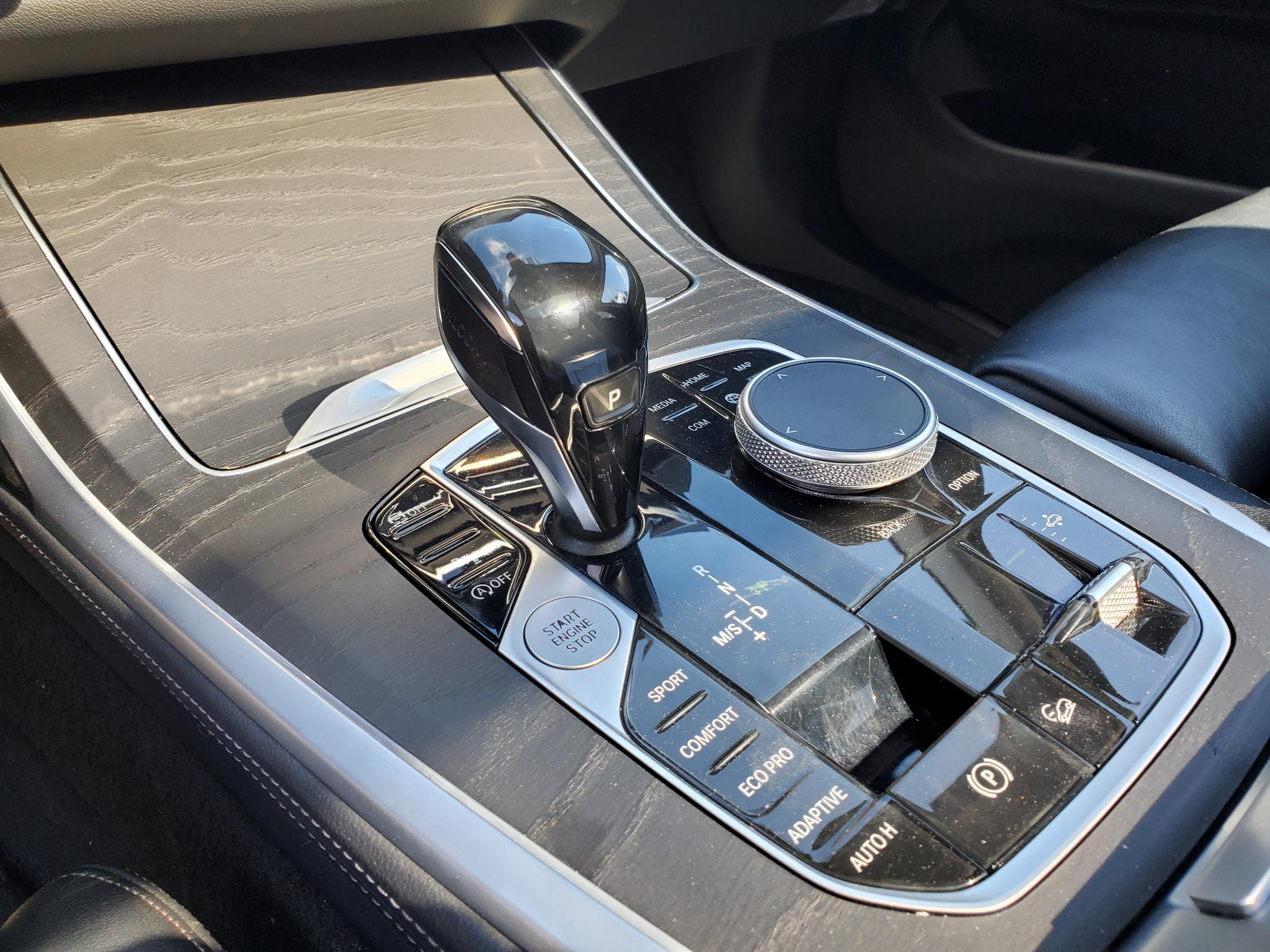 BMW X7  2020