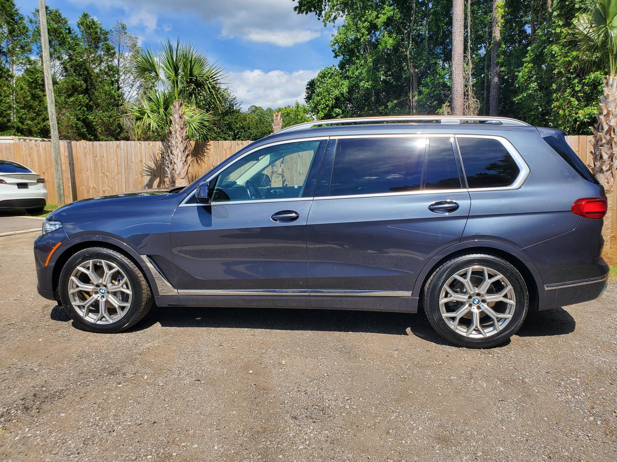 BMW X7  2020