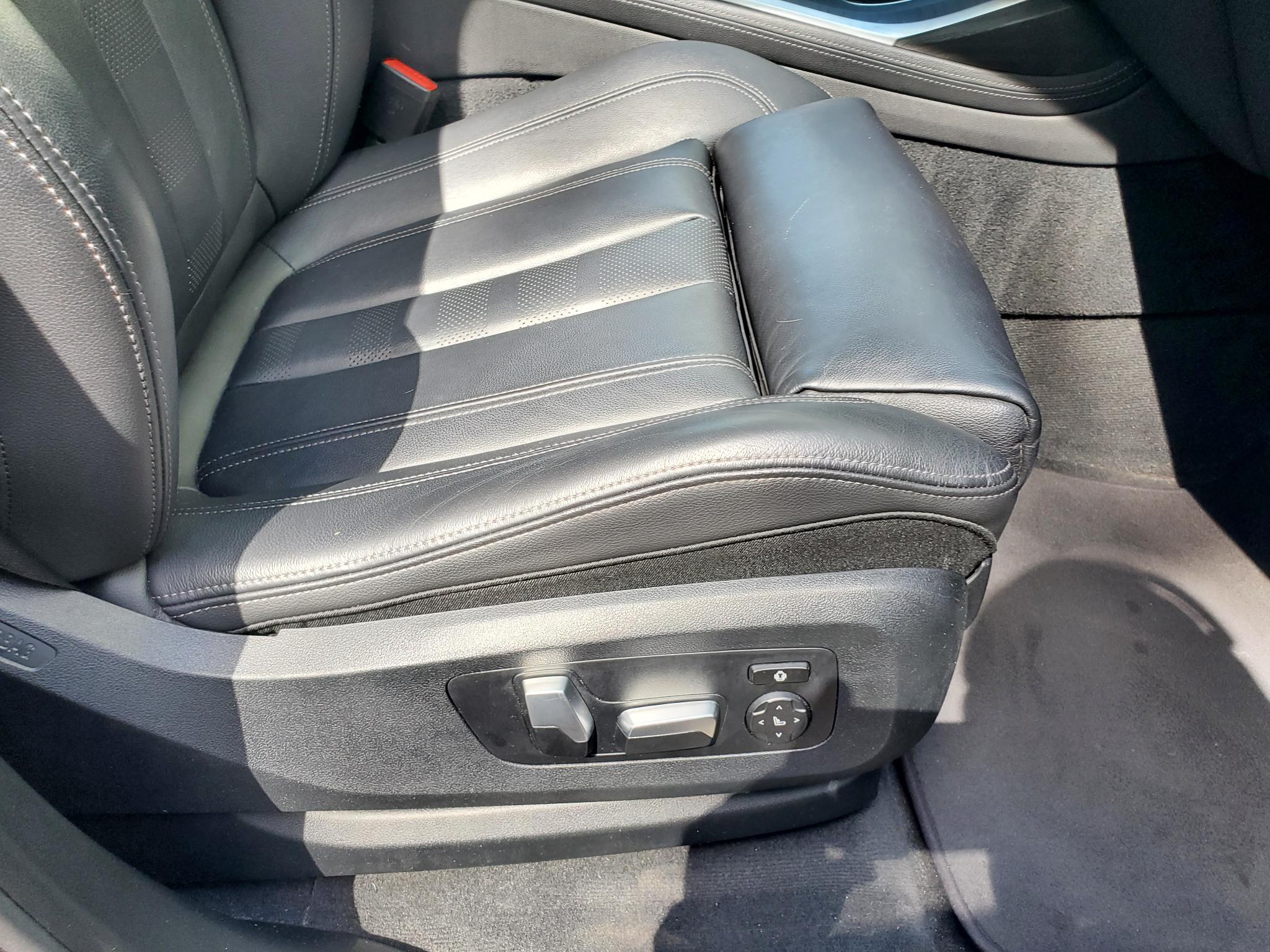 BMW X7  2020