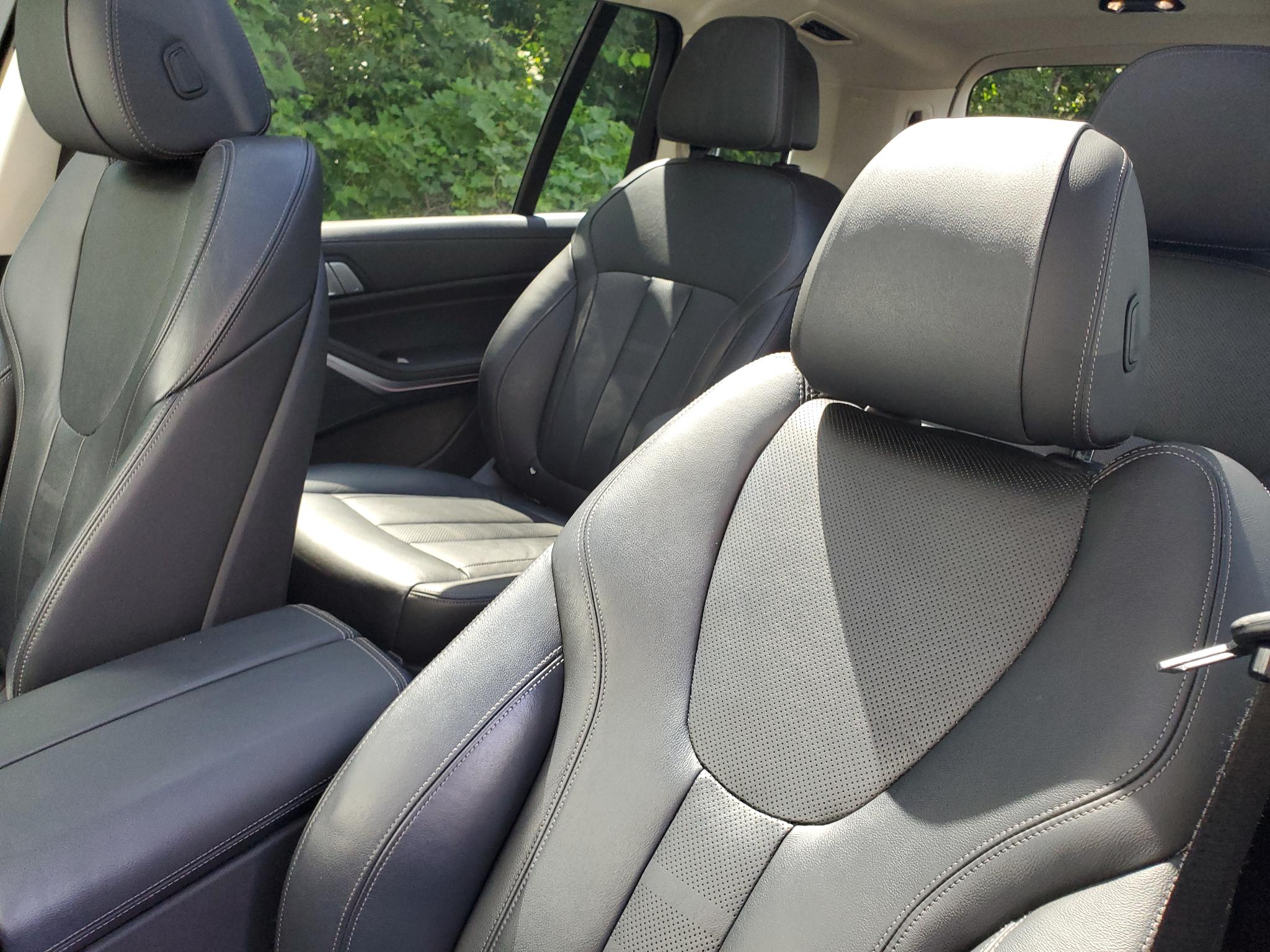 BMW X7  2020