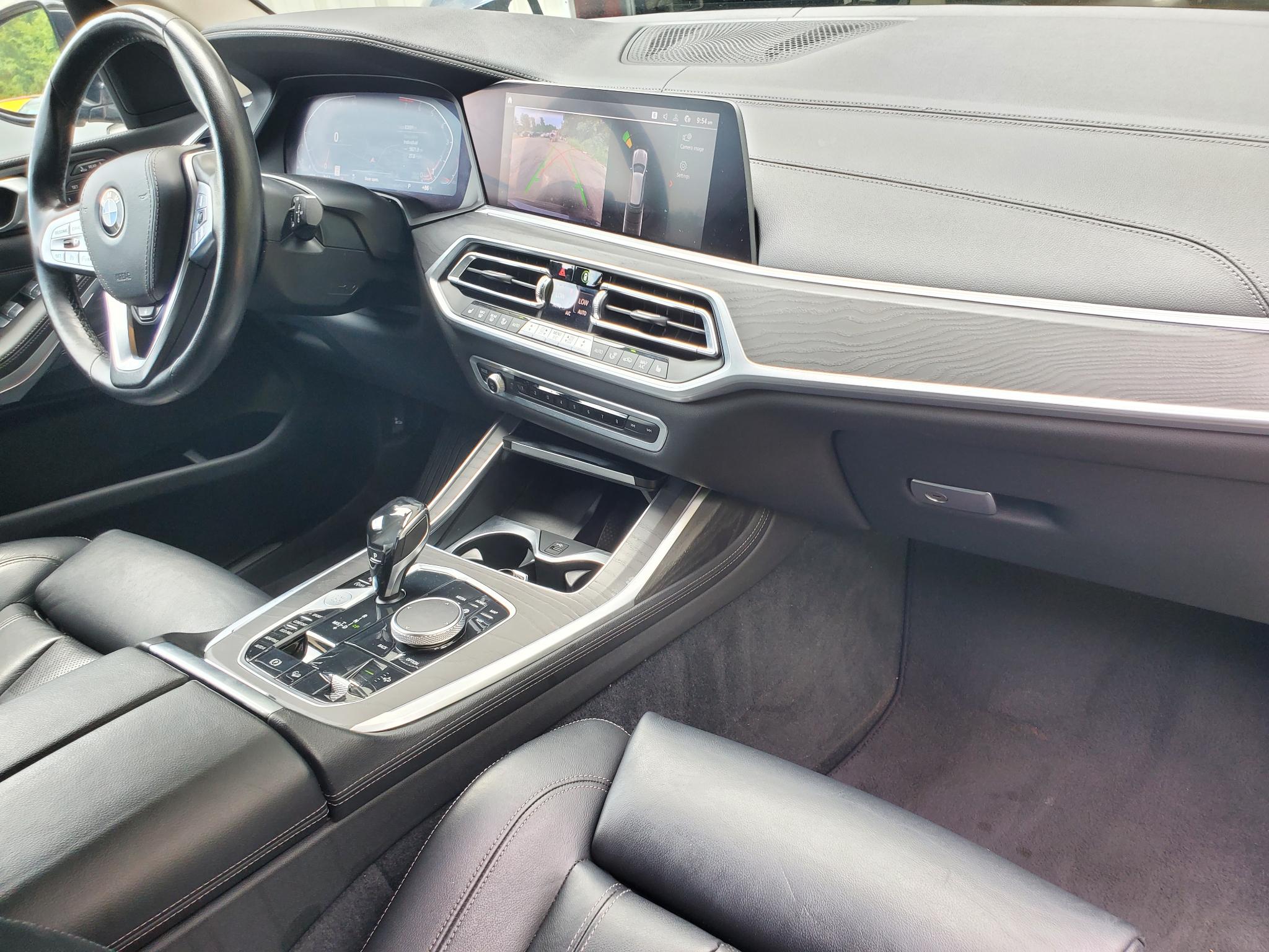 BMW X7  2020