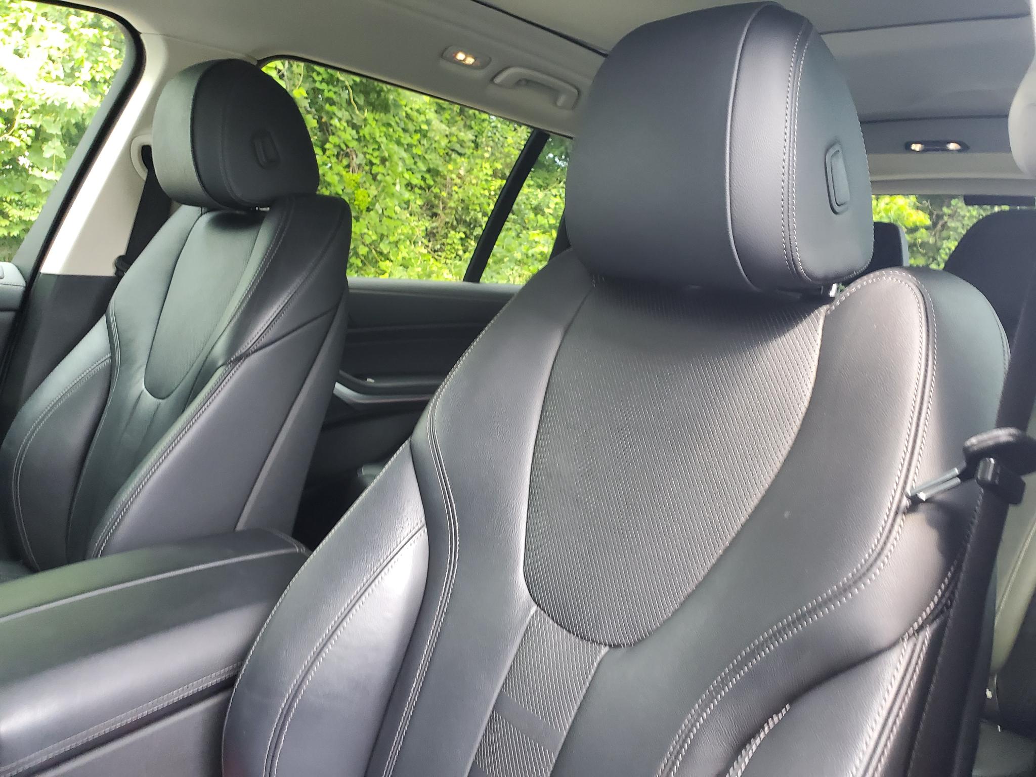BMW X7  2020