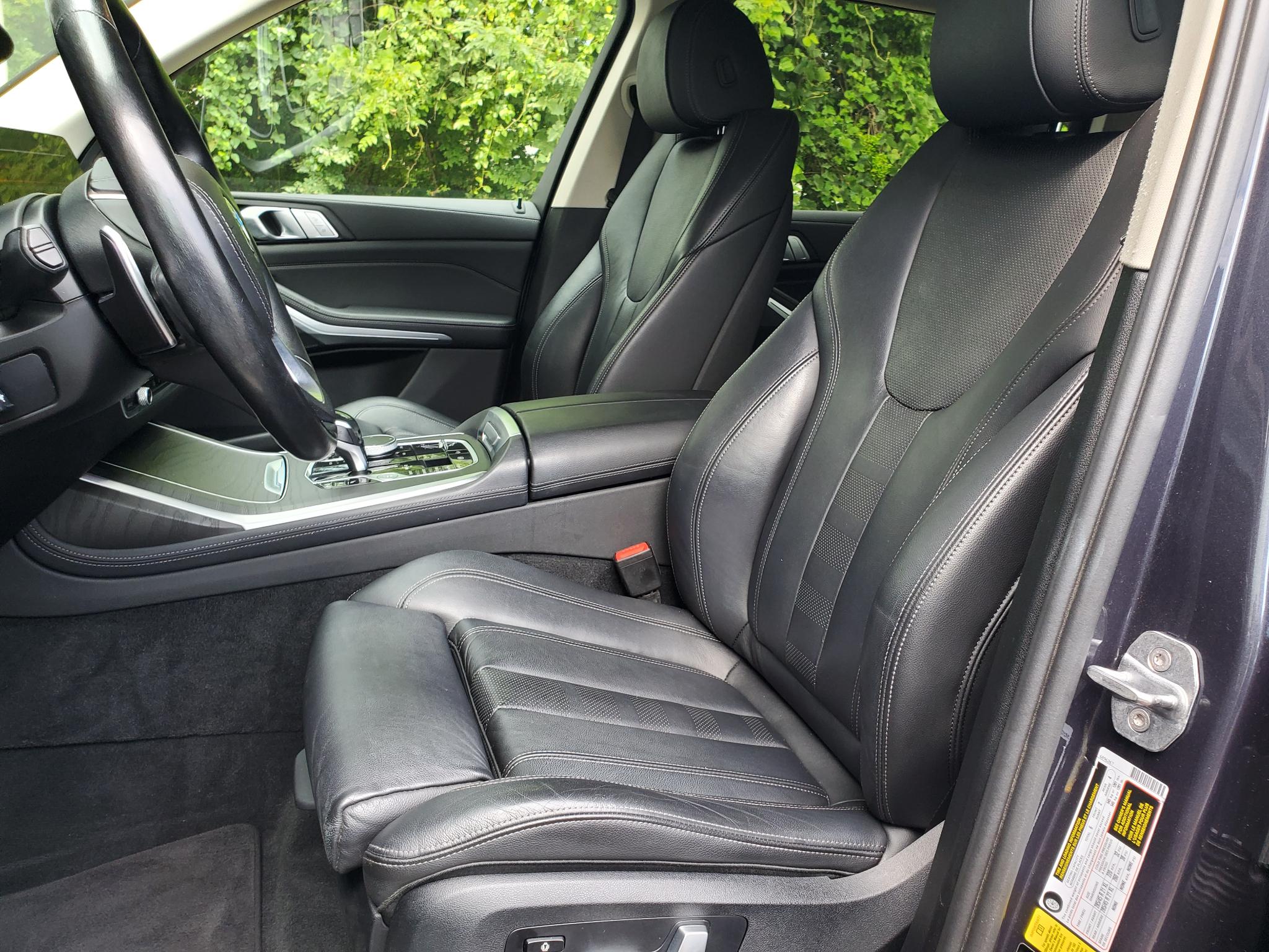 BMW X7  2020