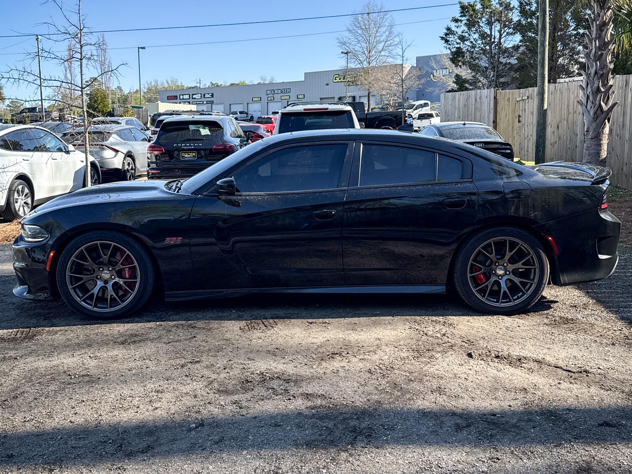 Dodge Charger 4dr Sdn SRT 392 RWD 2016