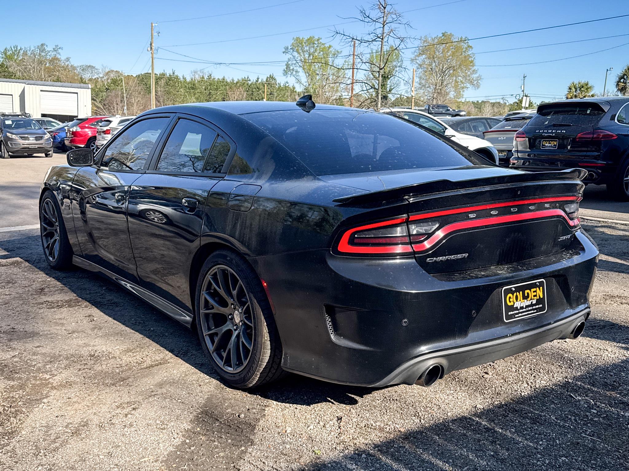 Dodge Charger 4dr Sdn SRT 392 RWD 2016