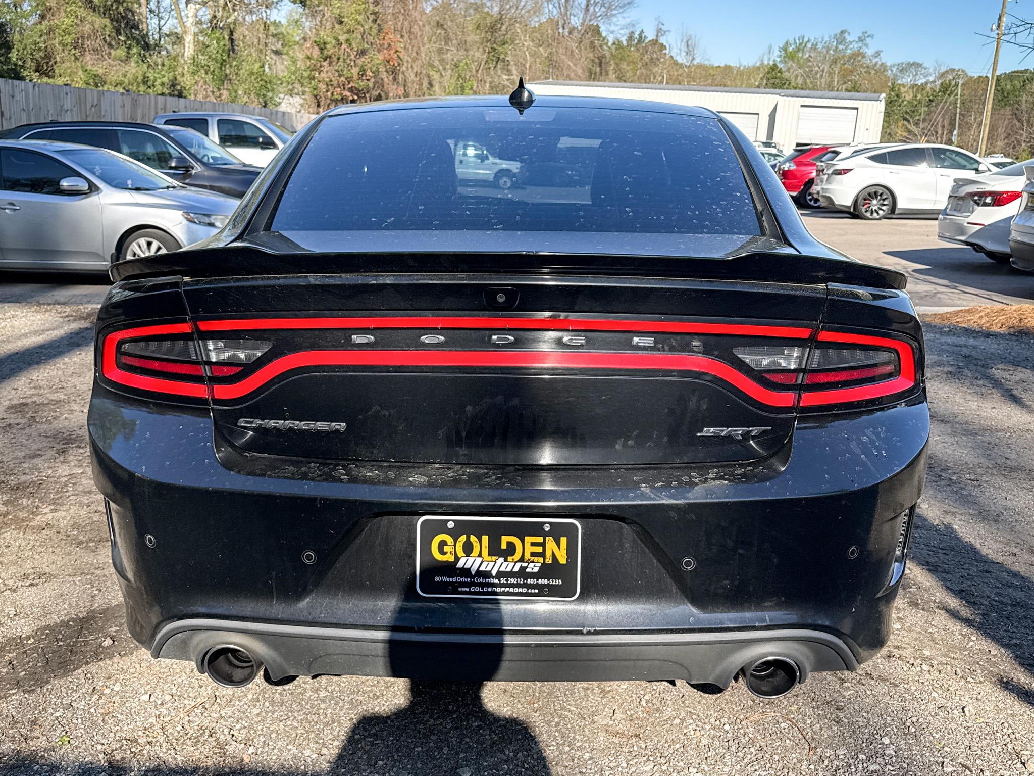 Dodge Charger 4dr Sdn SRT 392 RWD 2016