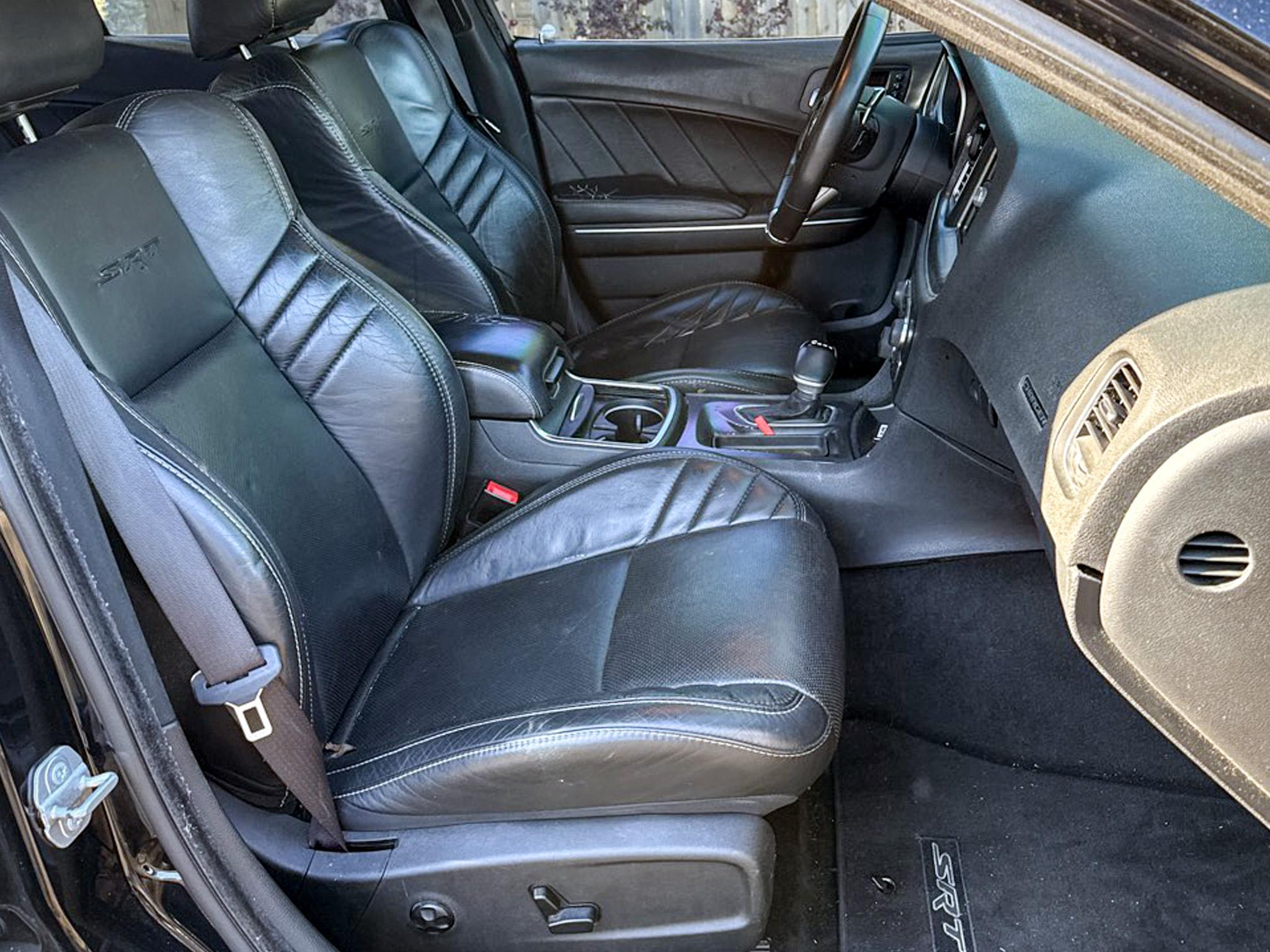 Dodge Charger 4dr Sdn SRT 392 RWD 2016