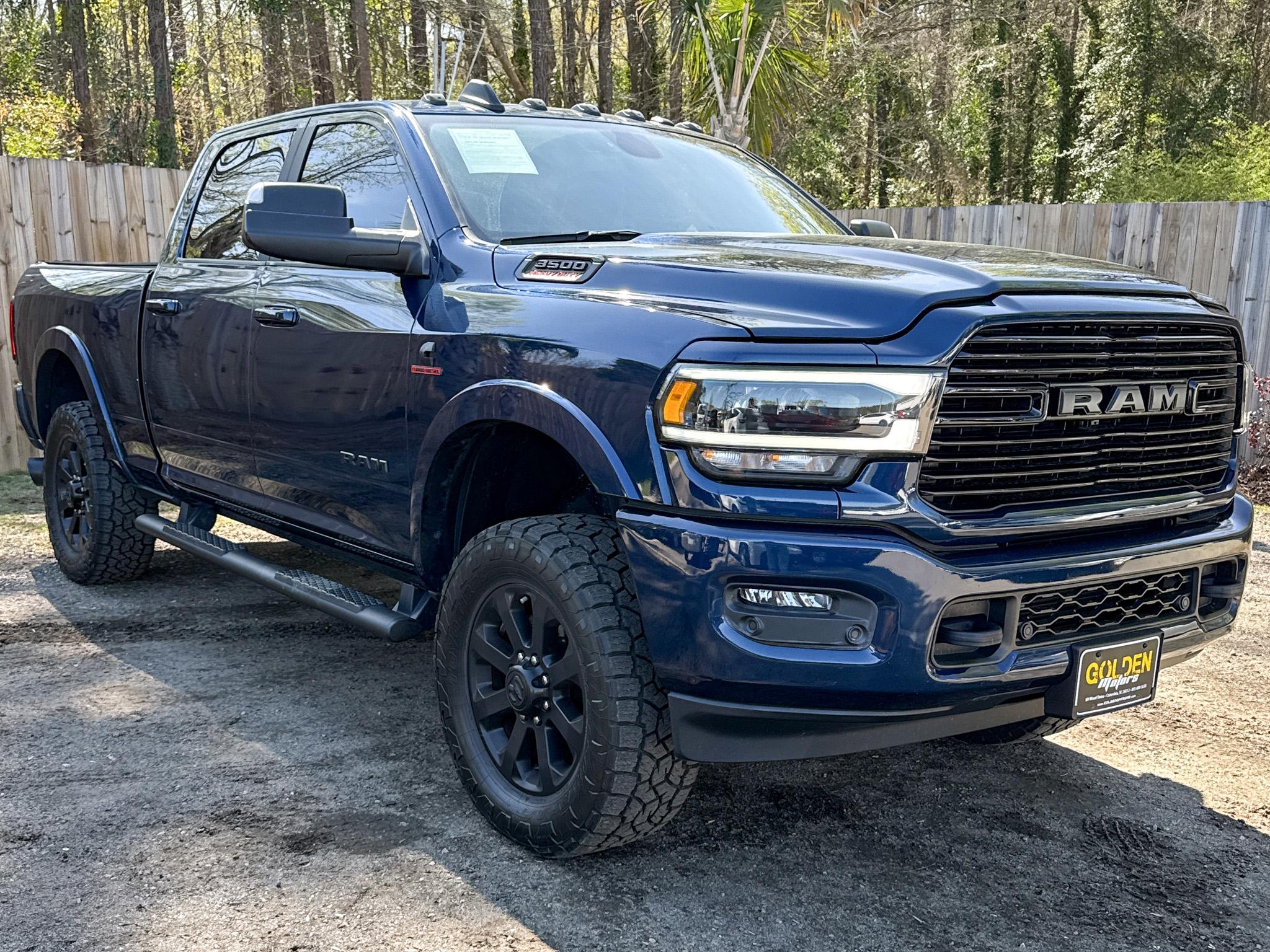 RAM 3500 Laramie 4x4 Crew Cab 6'4" Box 2022