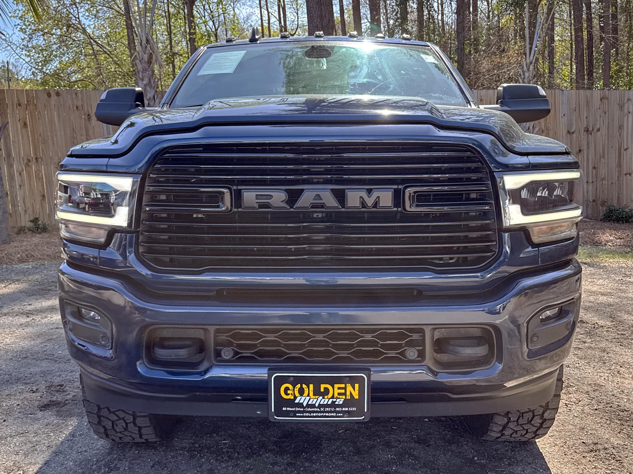 RAM 3500 Laramie 4x4 Crew Cab 6'4" Box 2022