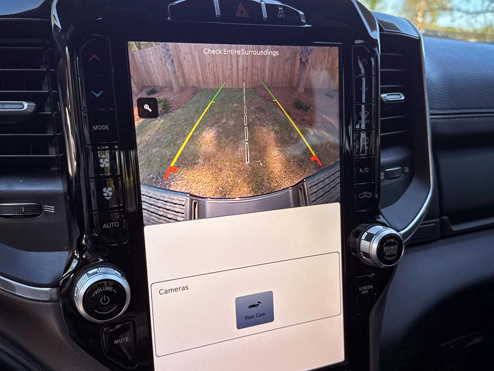 RAM 3500 Laramie 4x4 Crew Cab 6'4" Box 2022