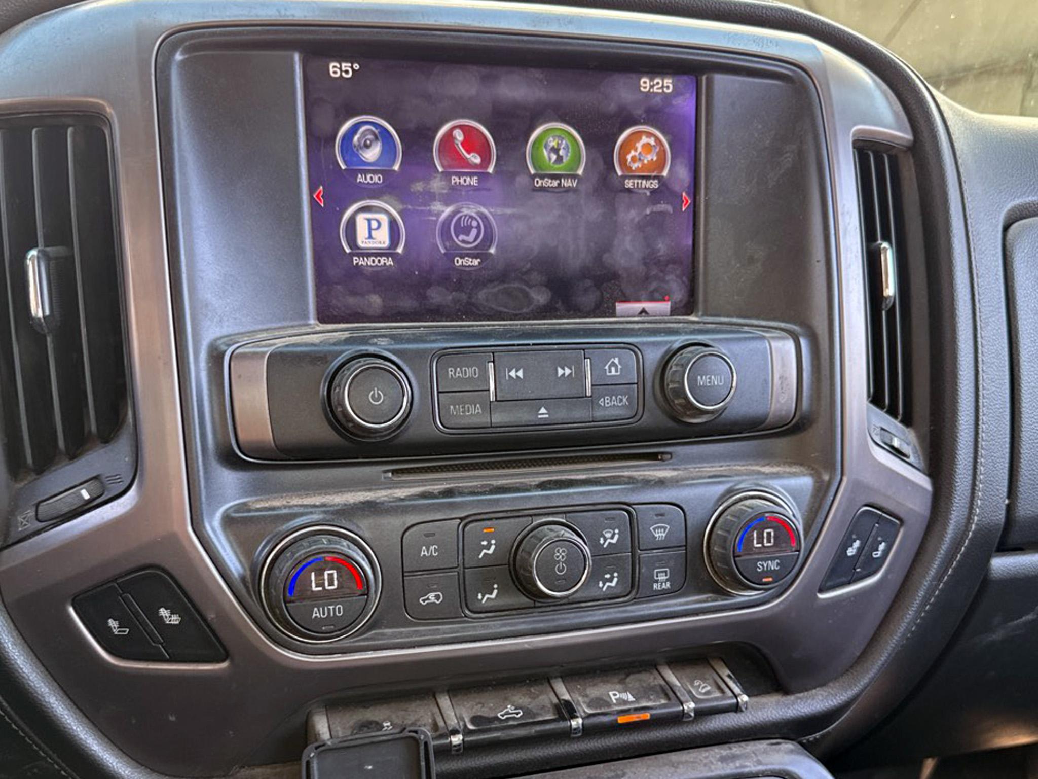 GMC Sierra 1500 4WD Crew Cab 143.5" SLE 2014