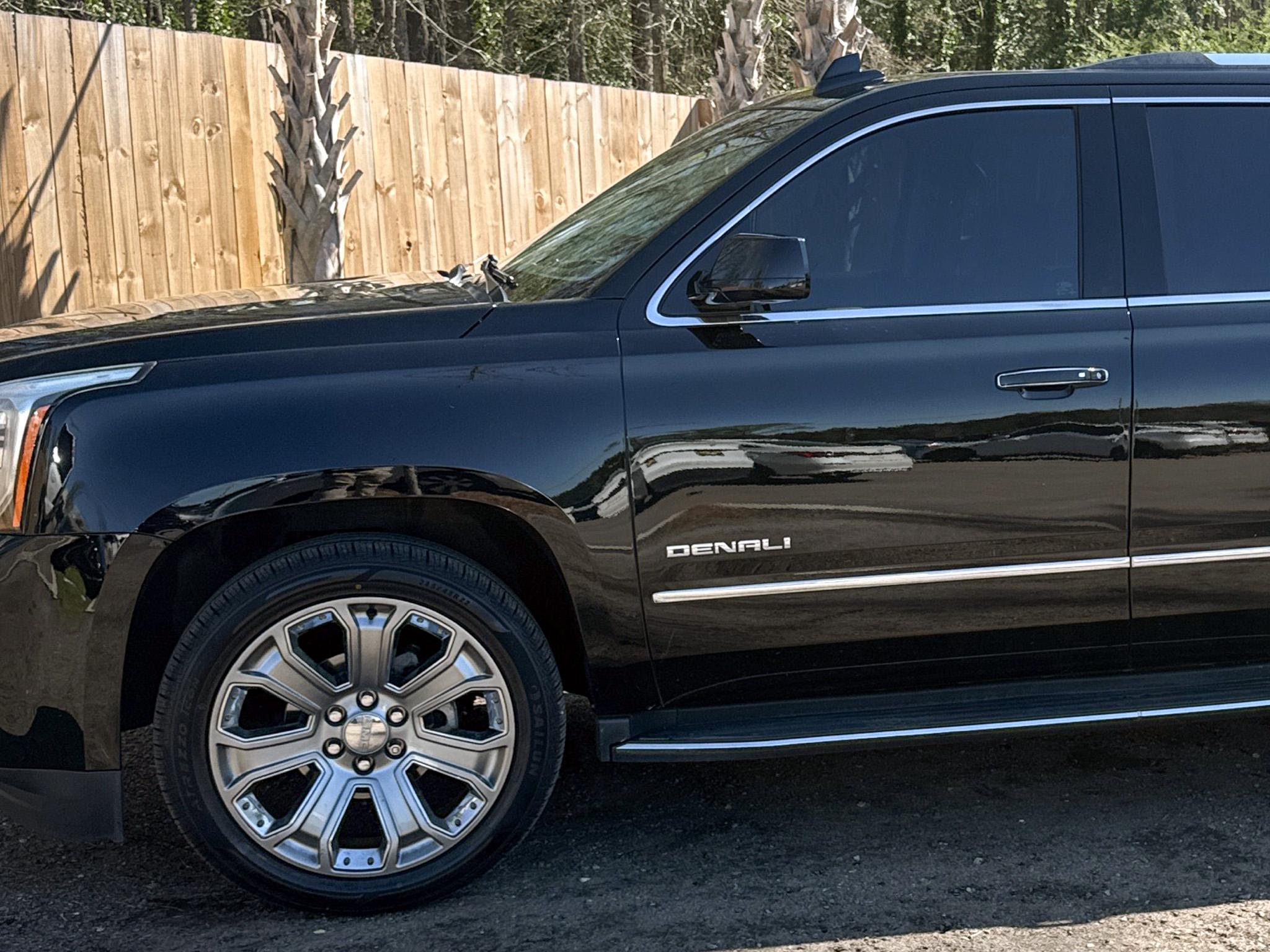 GMC Yukon 4WD 4dr Denali 2017