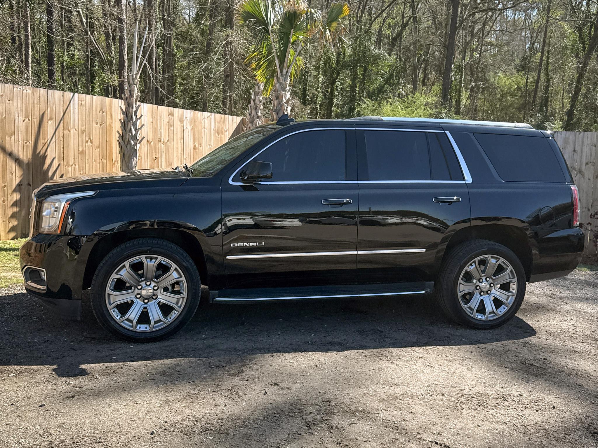 GMC Yukon 4WD 4dr Denali 2017