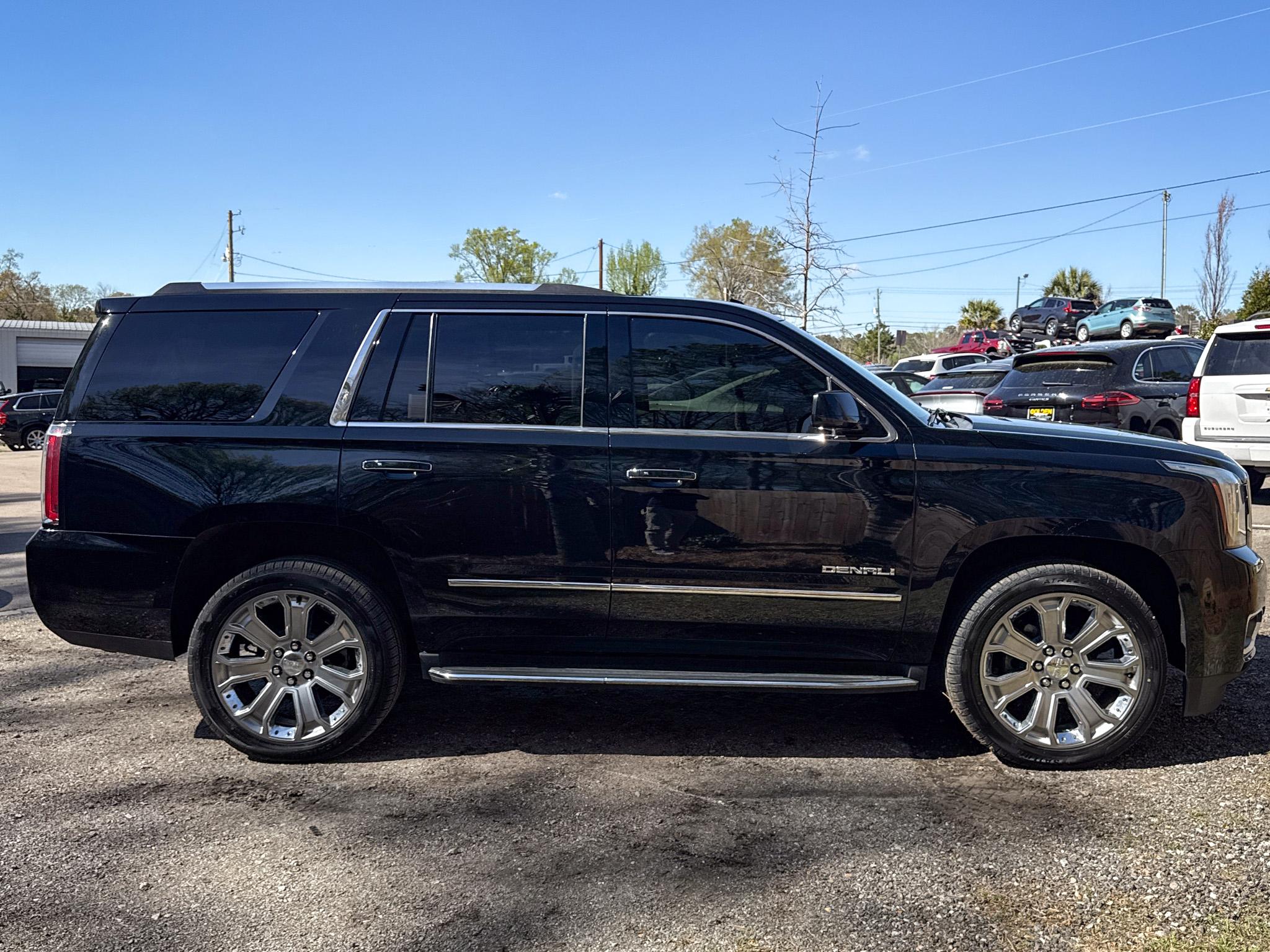 GMC Yukon 4WD 4dr Denali 2017