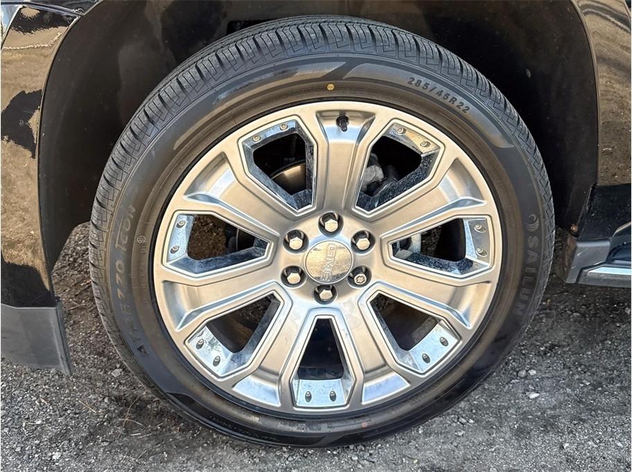 GMC Yukon 4WD 4dr Denali 2017