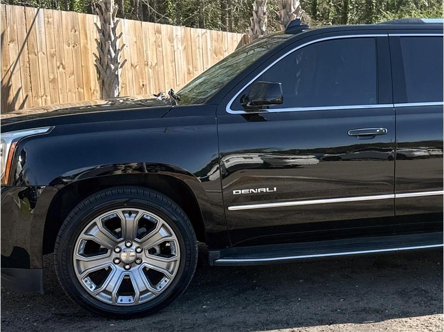 GMC Yukon 4WD 4dr Denali 2017