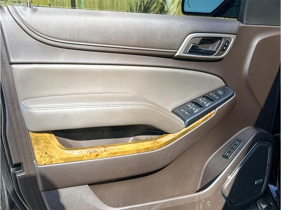 GMC Yukon 4WD 4dr Denali 2017