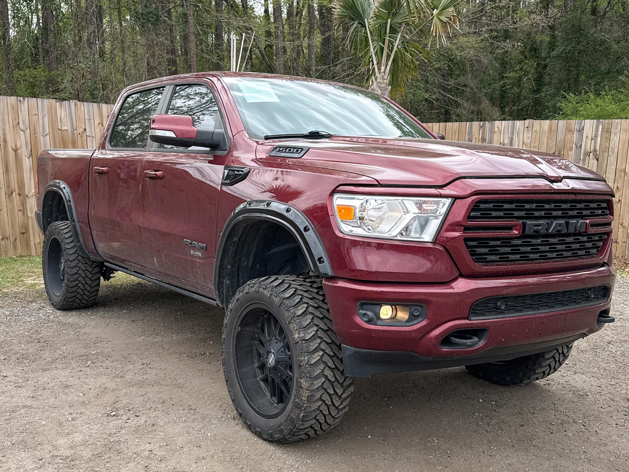 RAM 1500 Big Horn 4x4 Crew Cab 5'7" Box 2022