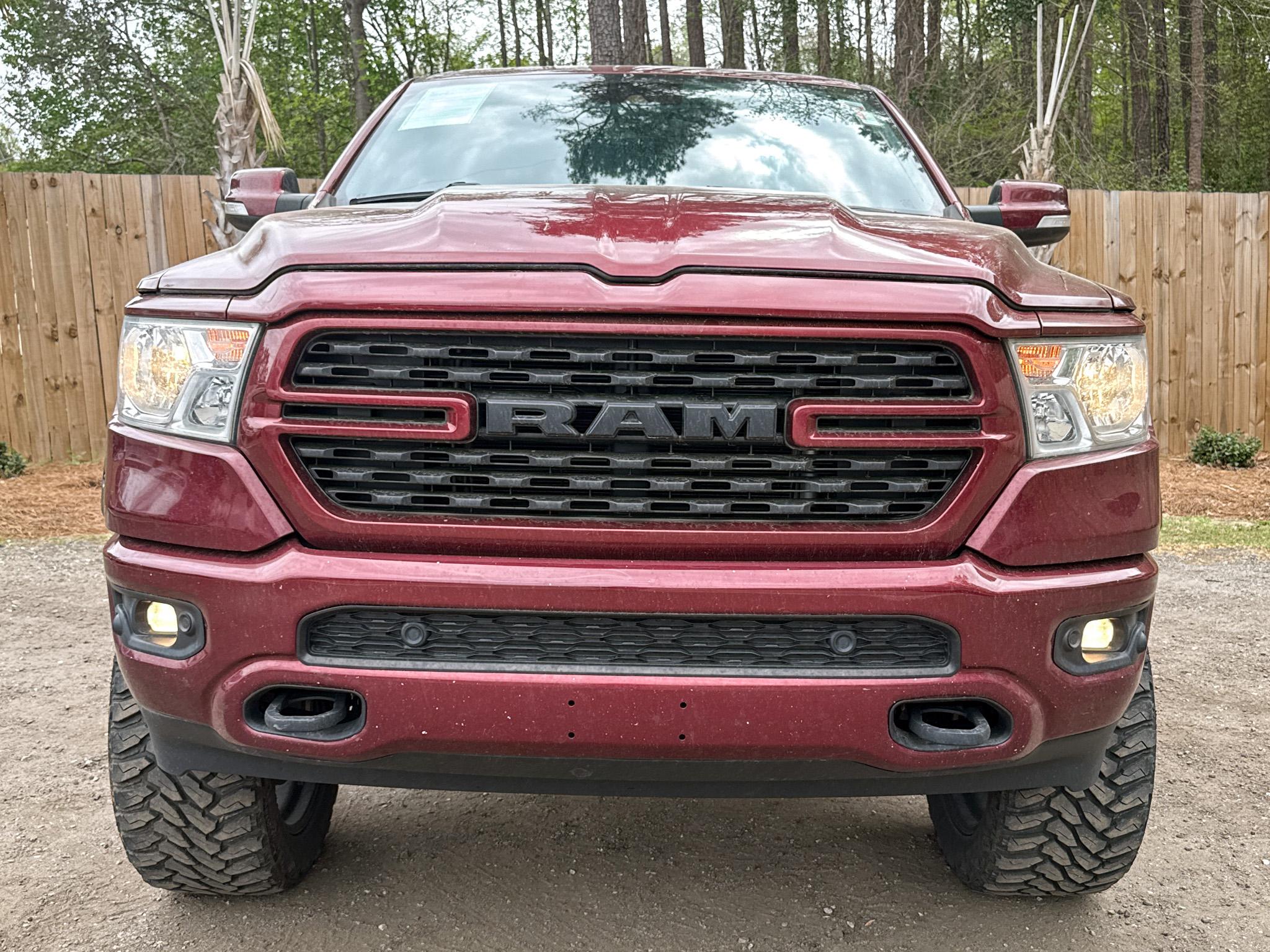 RAM 1500 Big Horn 4x4 Crew Cab 5'7" Box 2022