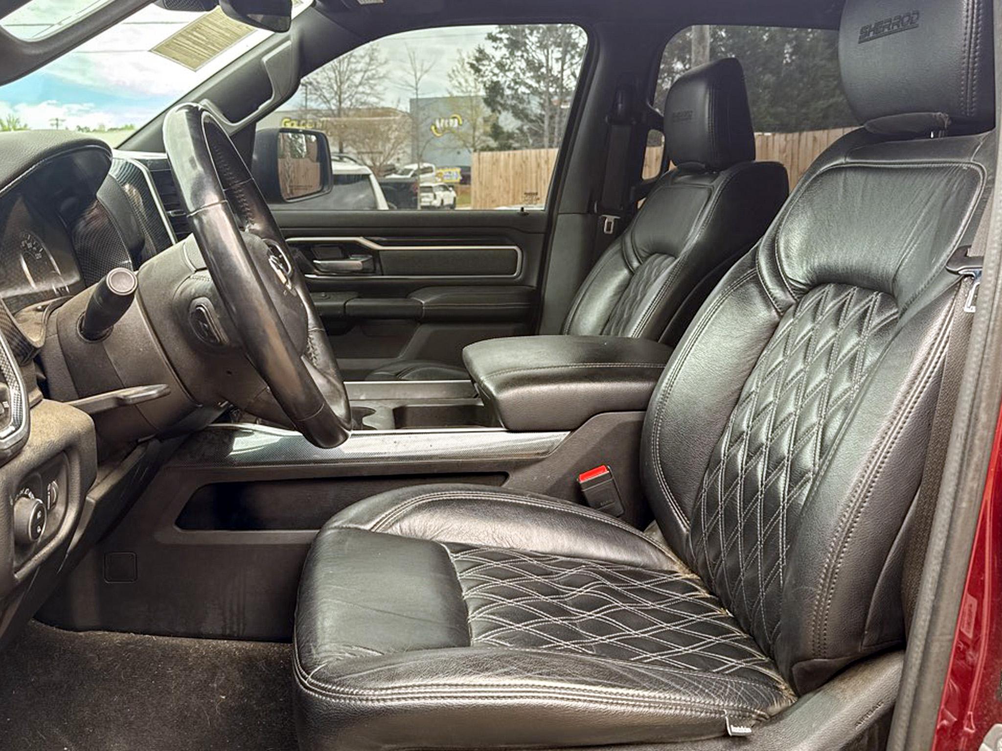 RAM 1500 Big Horn 4x4 Crew Cab 5'7" Box 2022