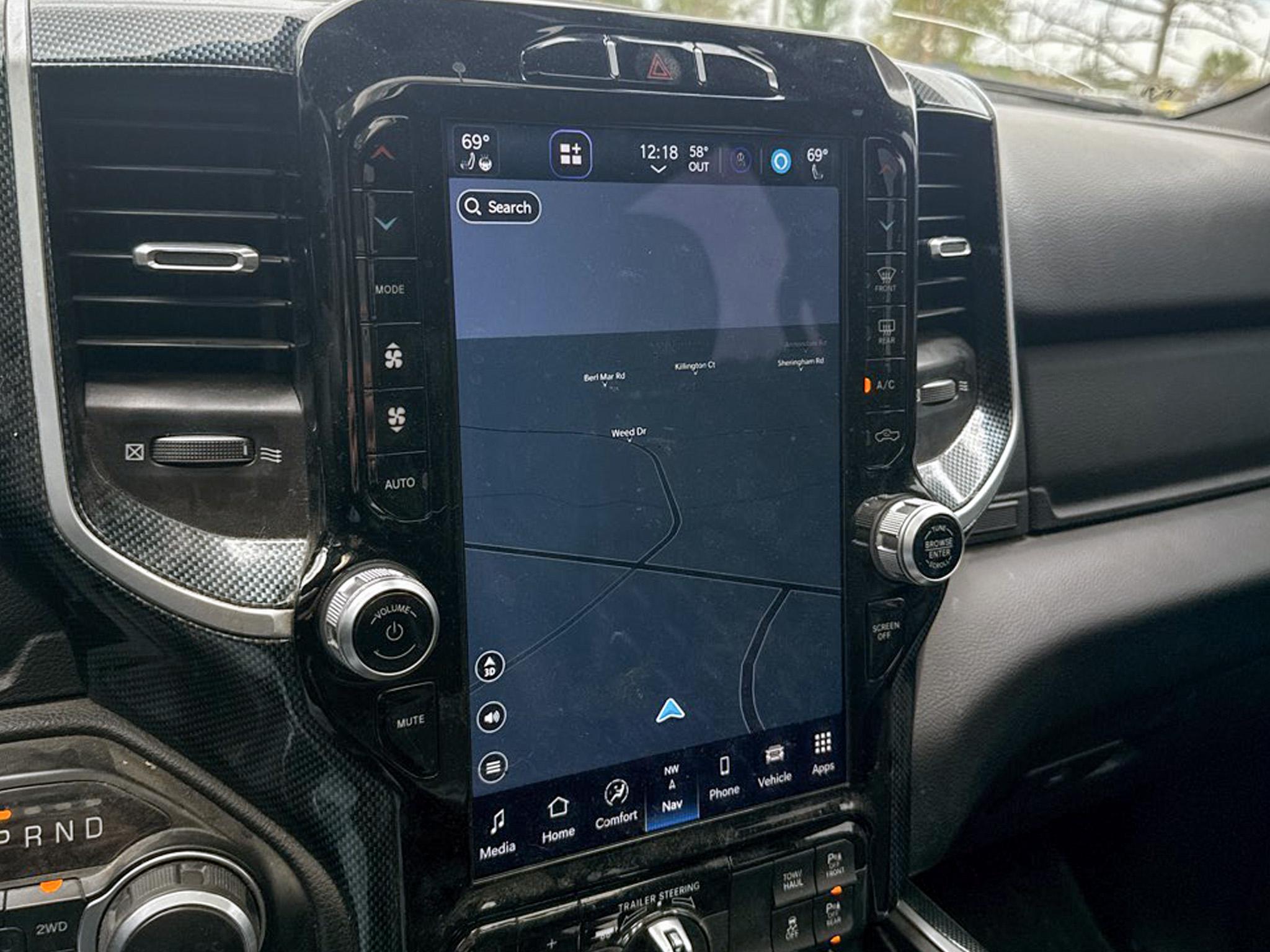 RAM 1500 Big Horn 4x4 Crew Cab 5'7" Box 2022