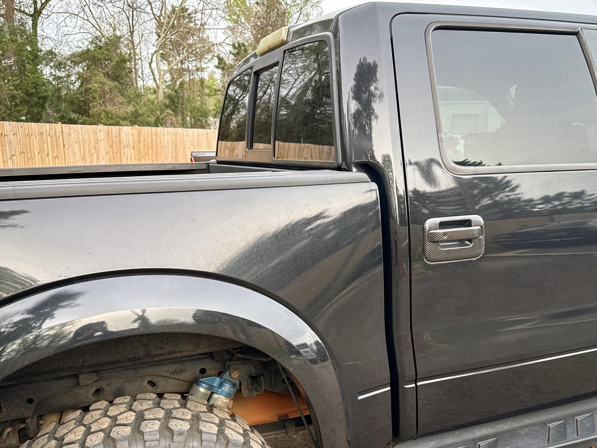 Ford F-150 4WD SuperCrew 145" SVT Raptor 2013