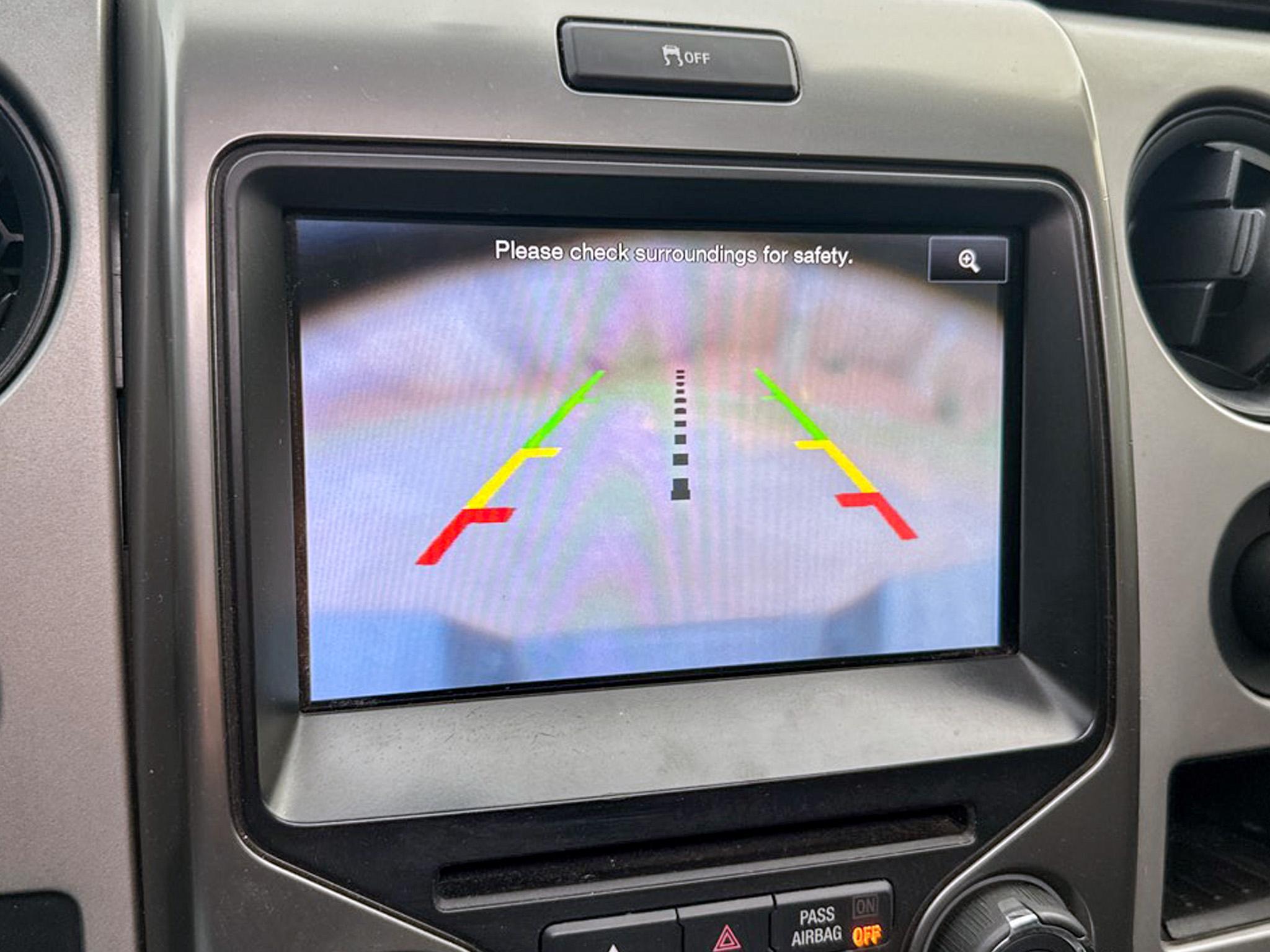 Ford F-150 4WD SuperCrew 145" SVT Raptor 2013