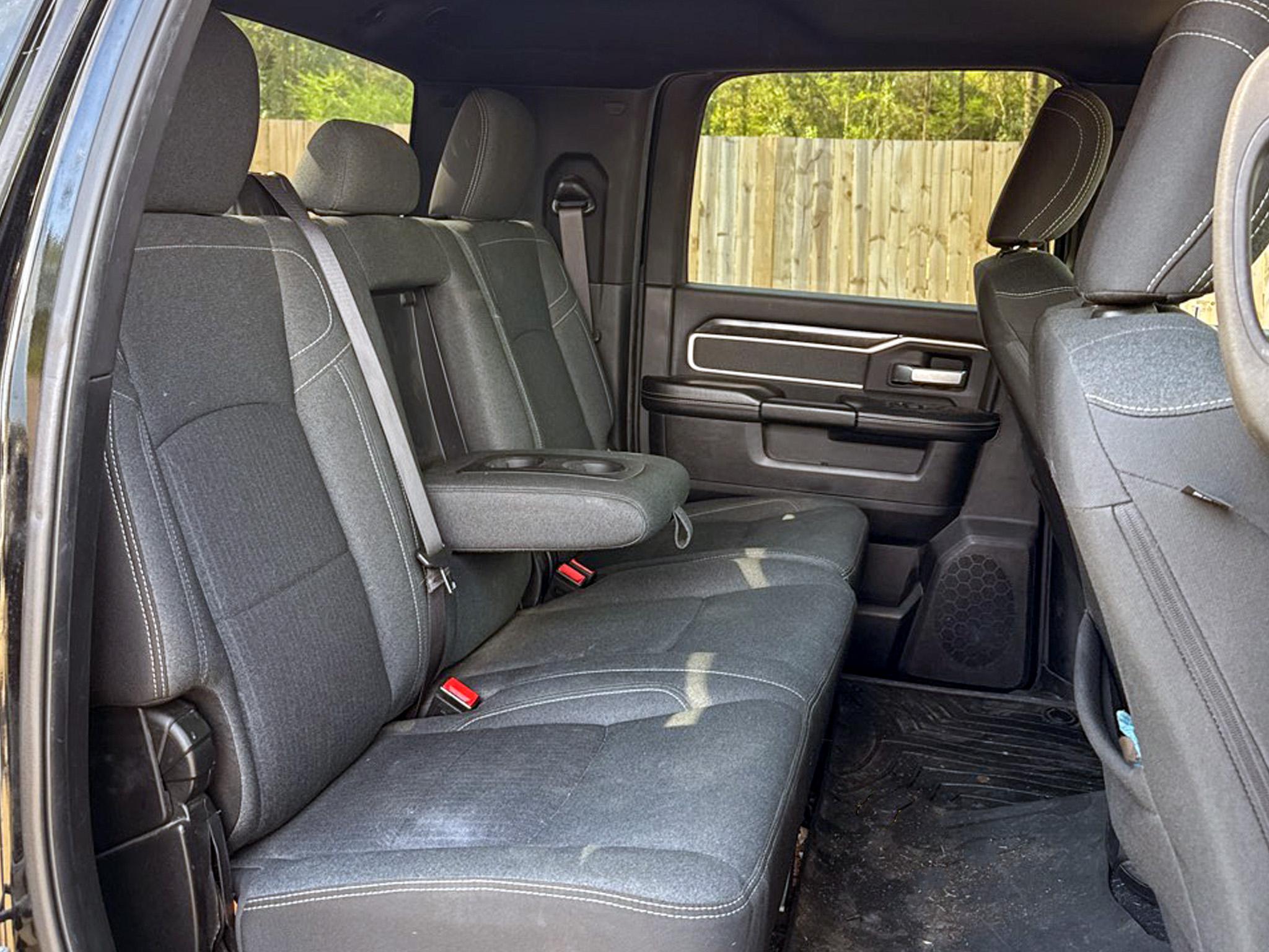 RAM 2500 Big Horn 4x4 Mega Cab 6'4" Box 2019