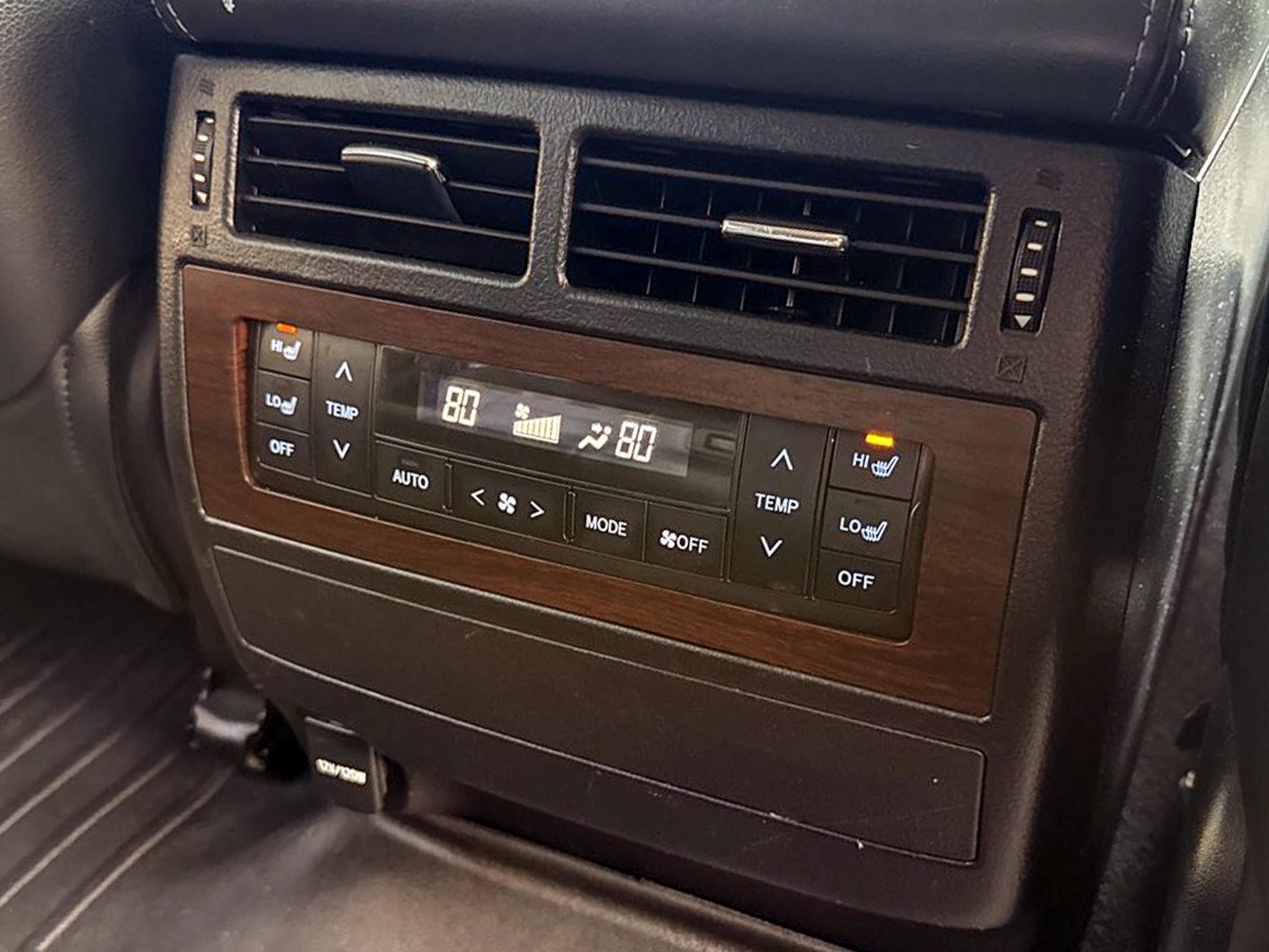 Toyota Land Cruiser  2019