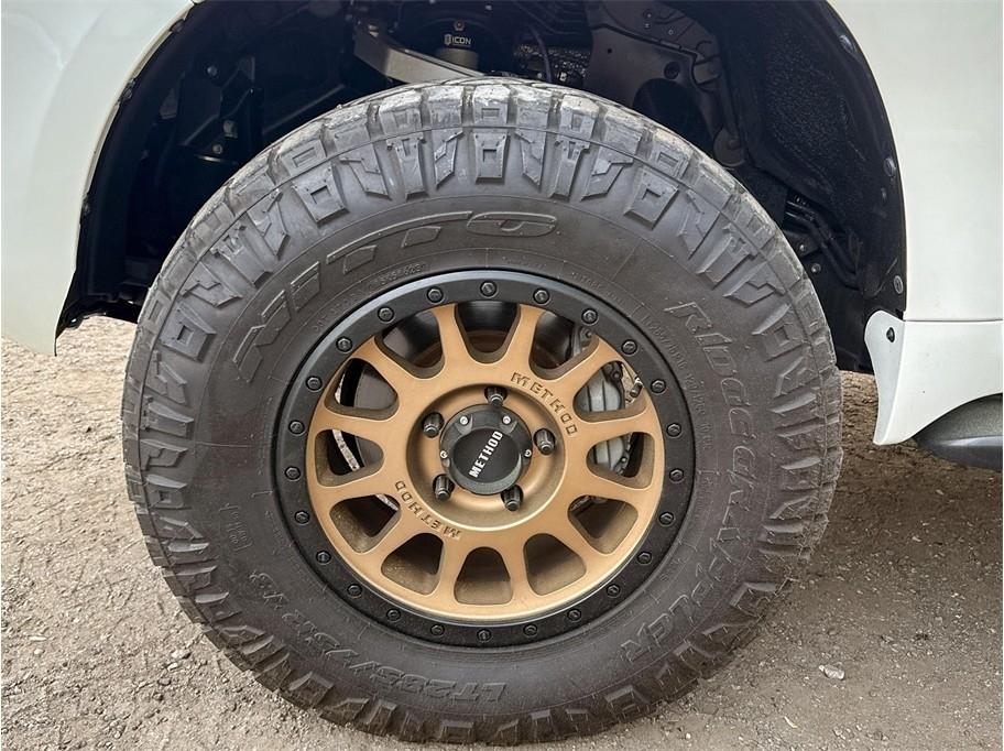 Toyota Land Cruiser  2019