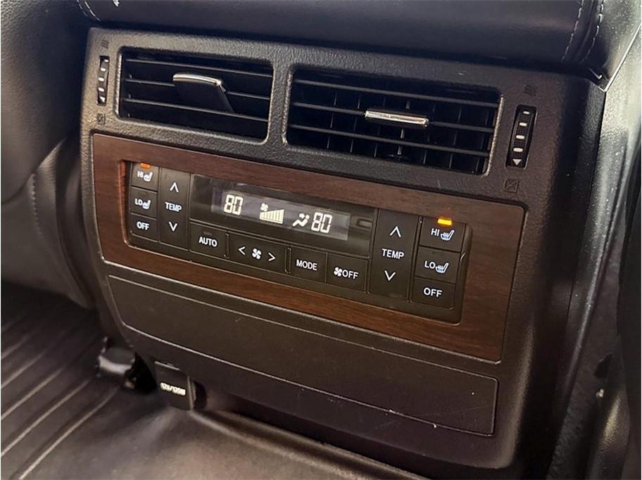 Toyota Land Cruiser  2019