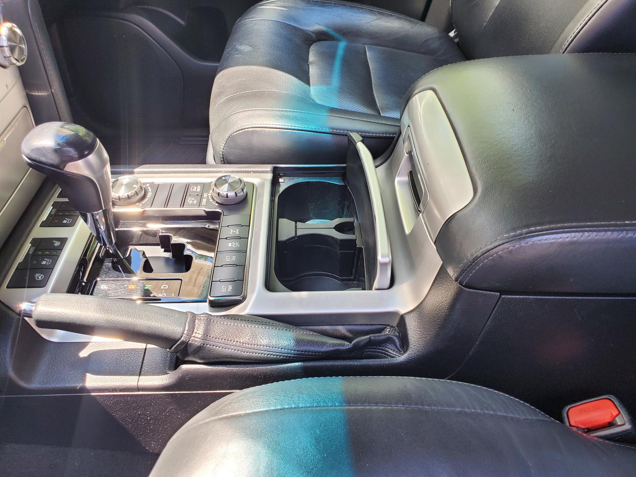 Toyota Land Cruiser  2019