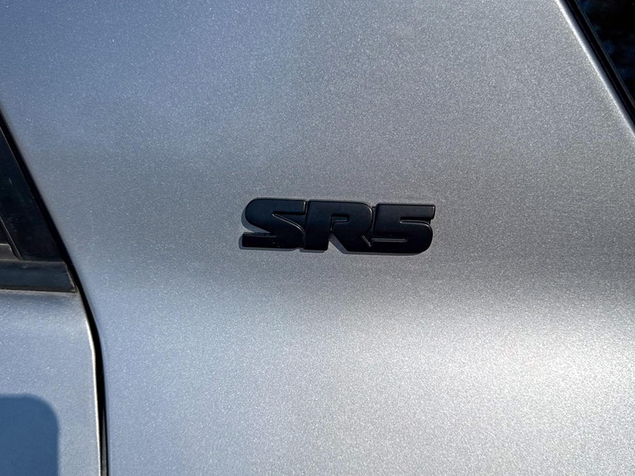 Toyota 4Runner SR5 2WD (Natl) 2019