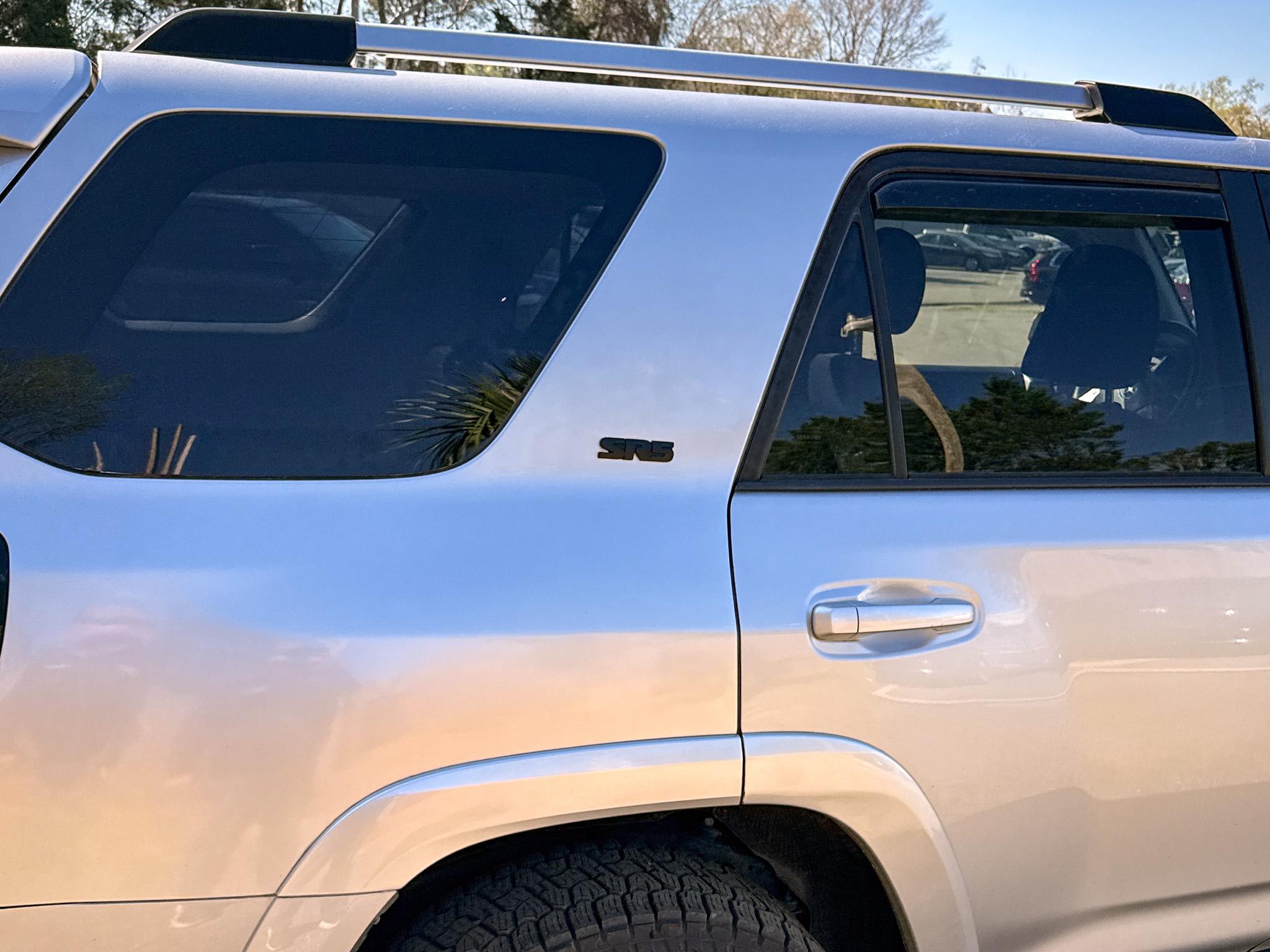 Toyota 4Runner SR5 2WD (Natl) 2019