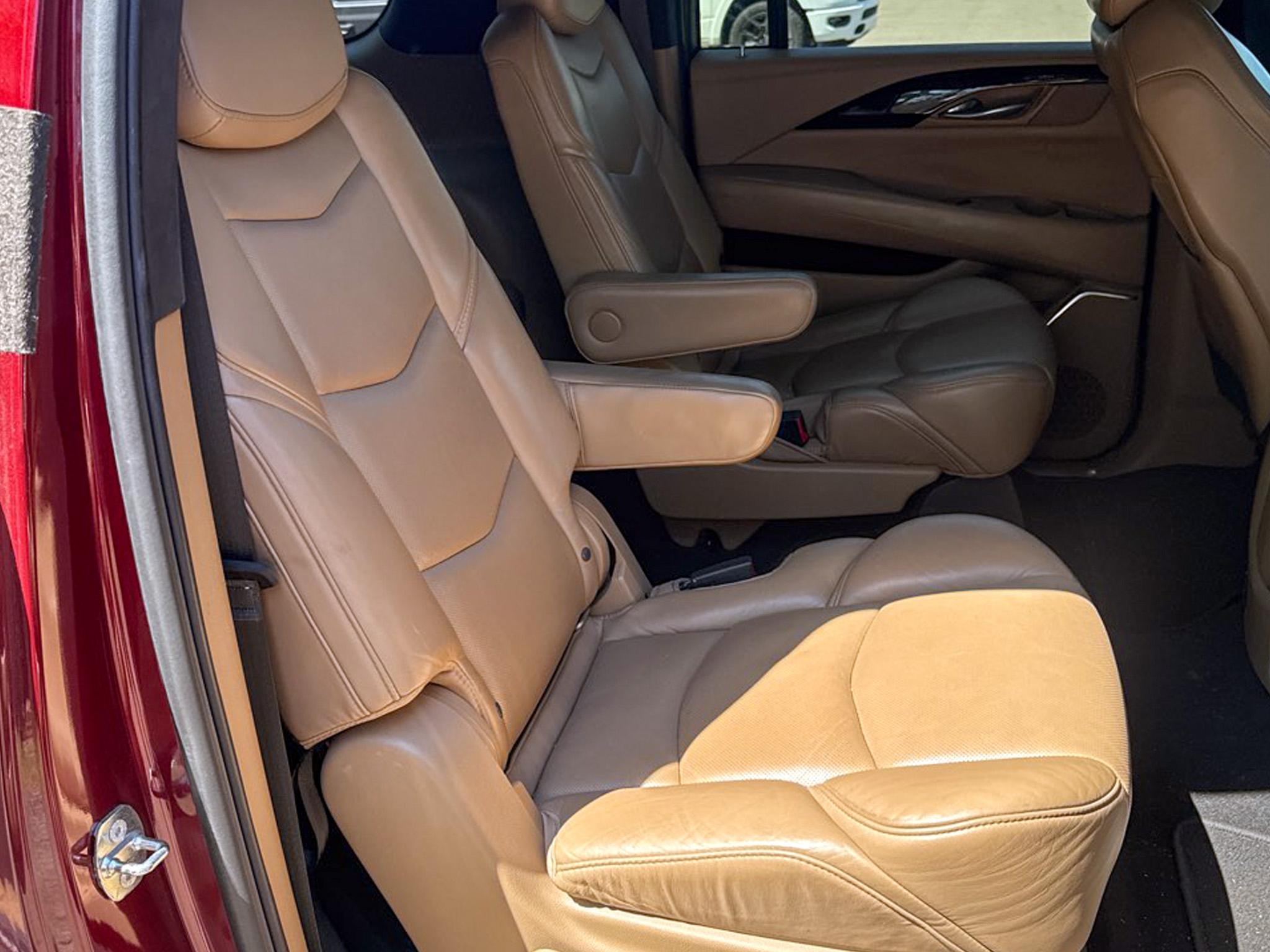 Cadillac Escalade ESV  2018