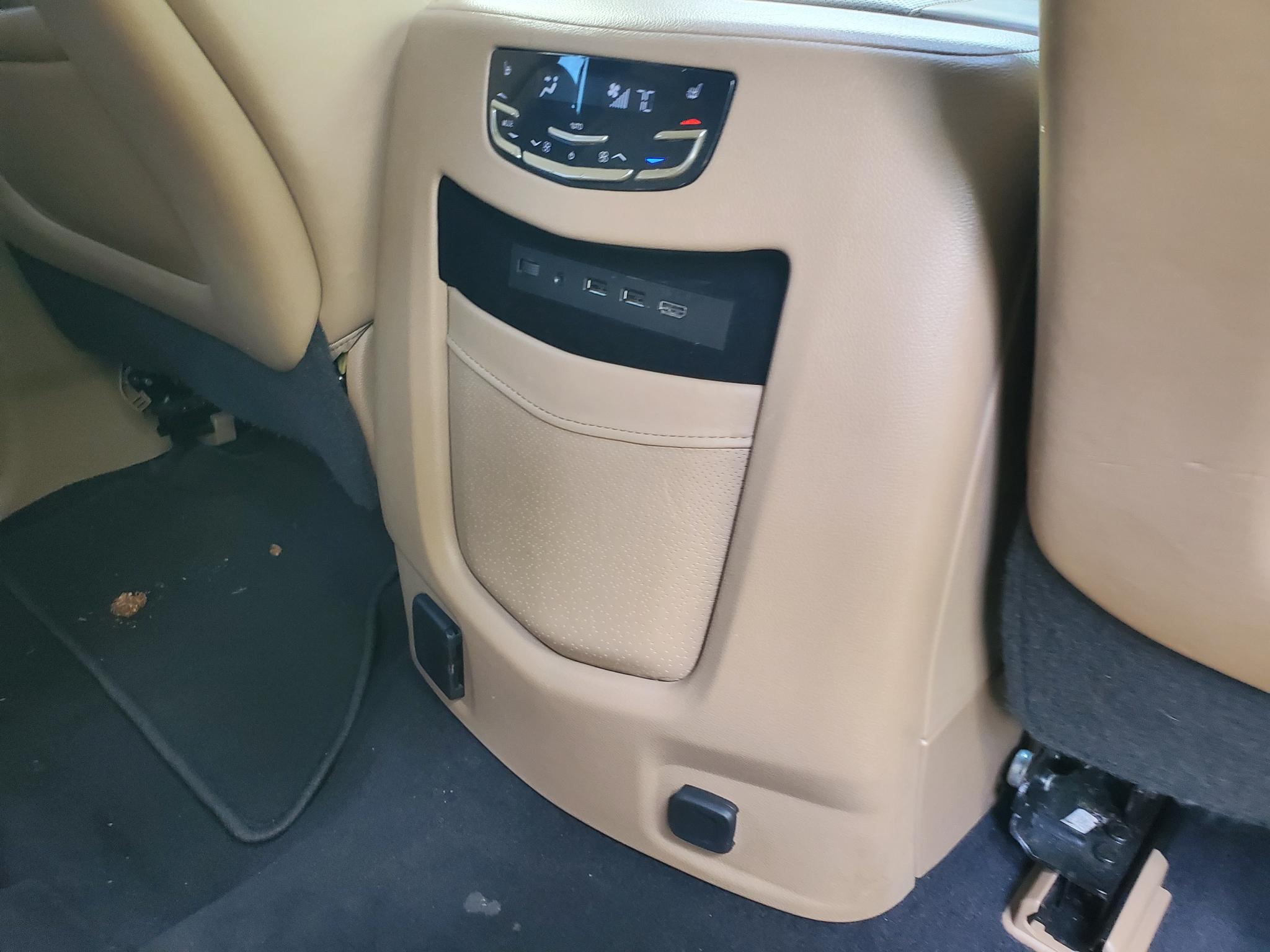 Cadillac Escalade ESV  2018