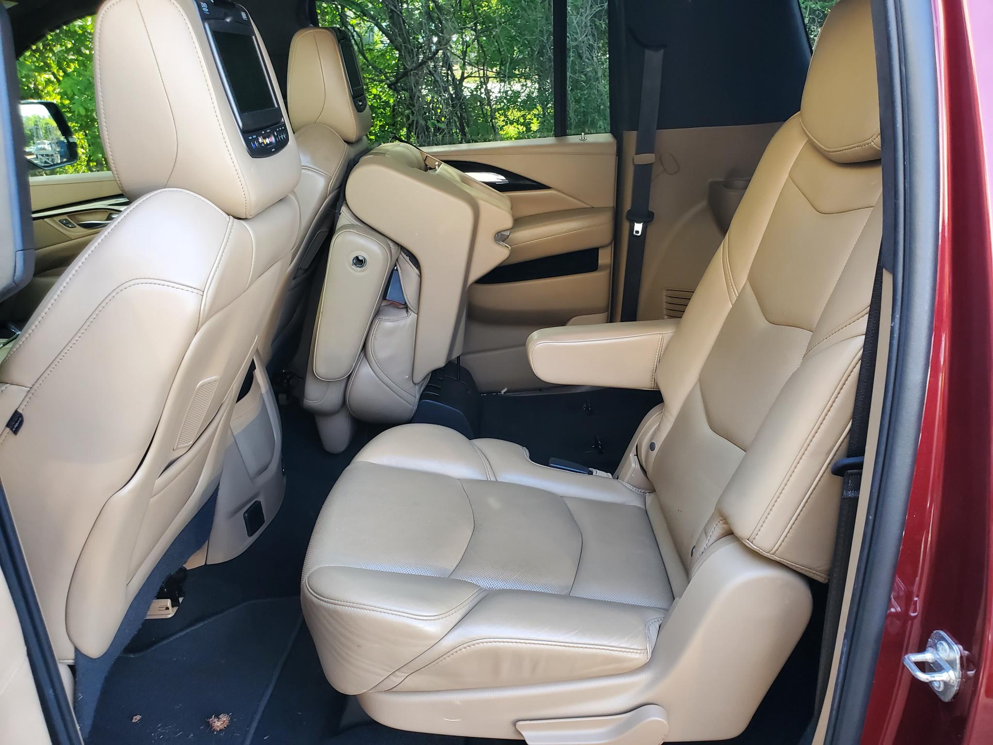 Cadillac Escalade ESV  2018