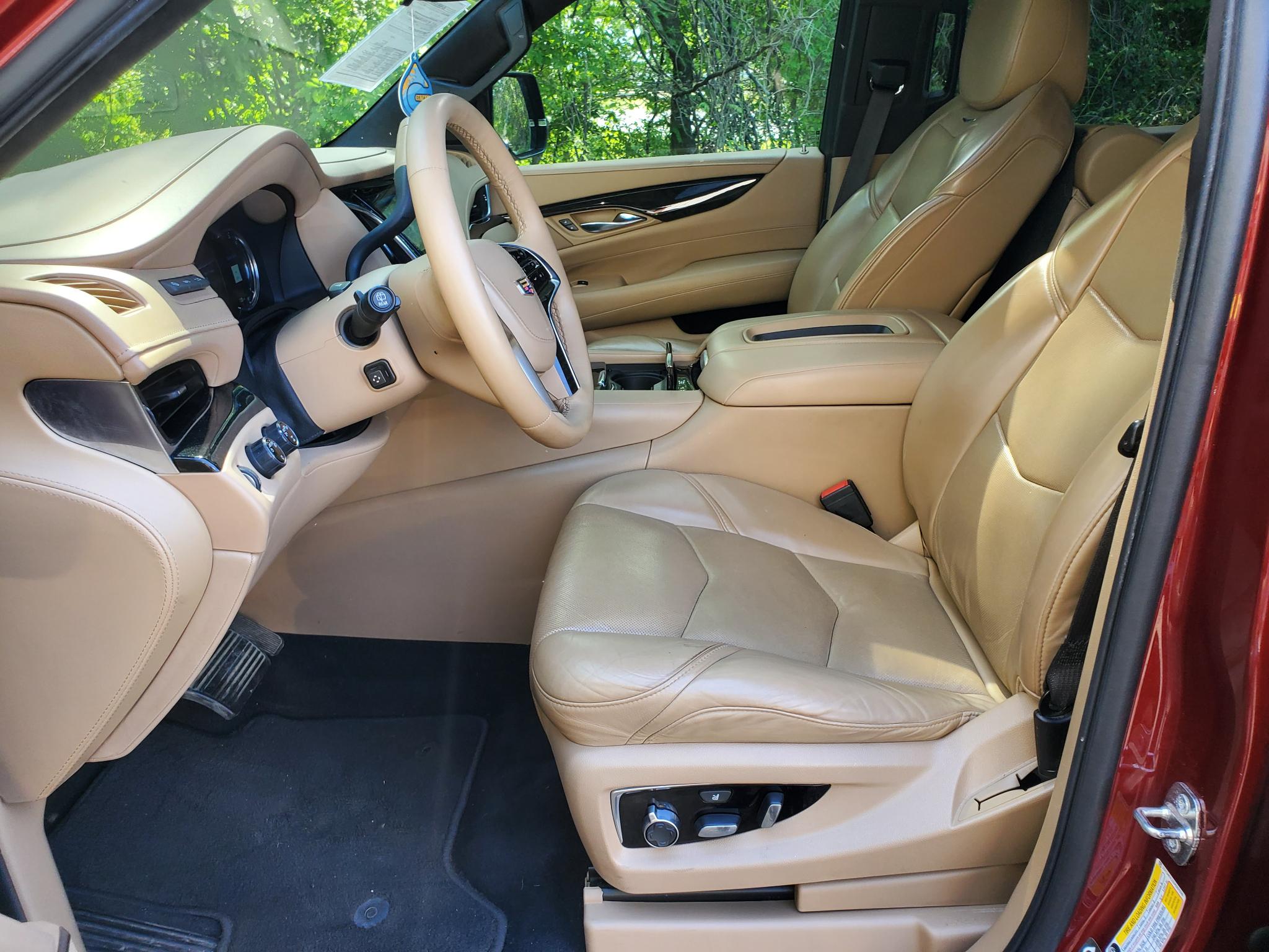 Cadillac Escalade ESV  2018