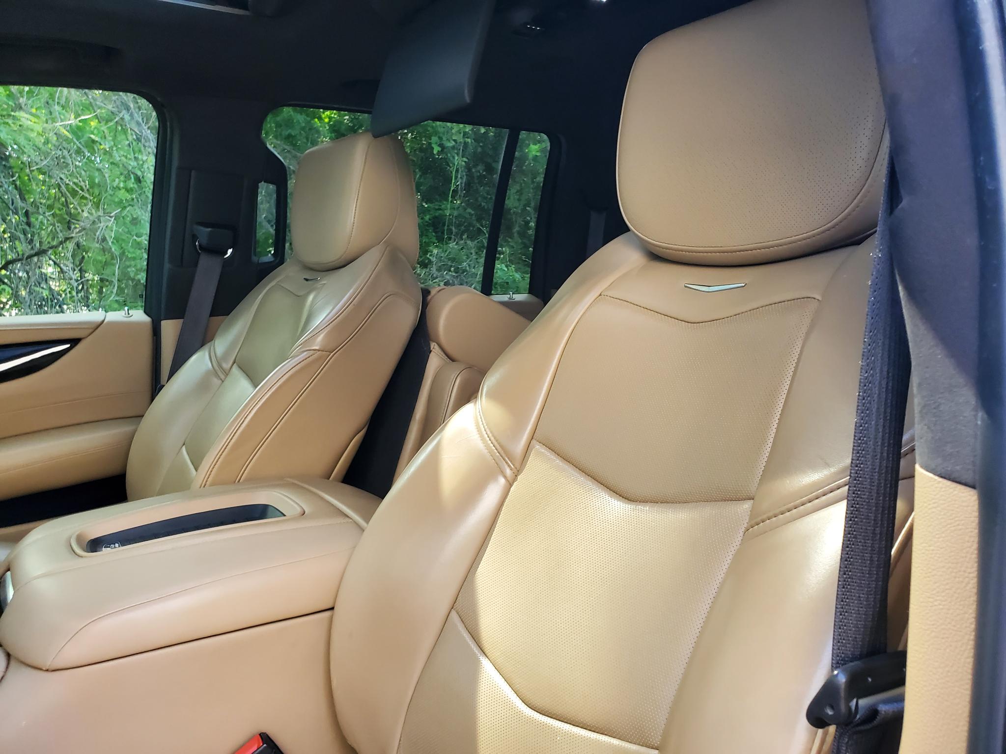 Cadillac Escalade ESV  2018